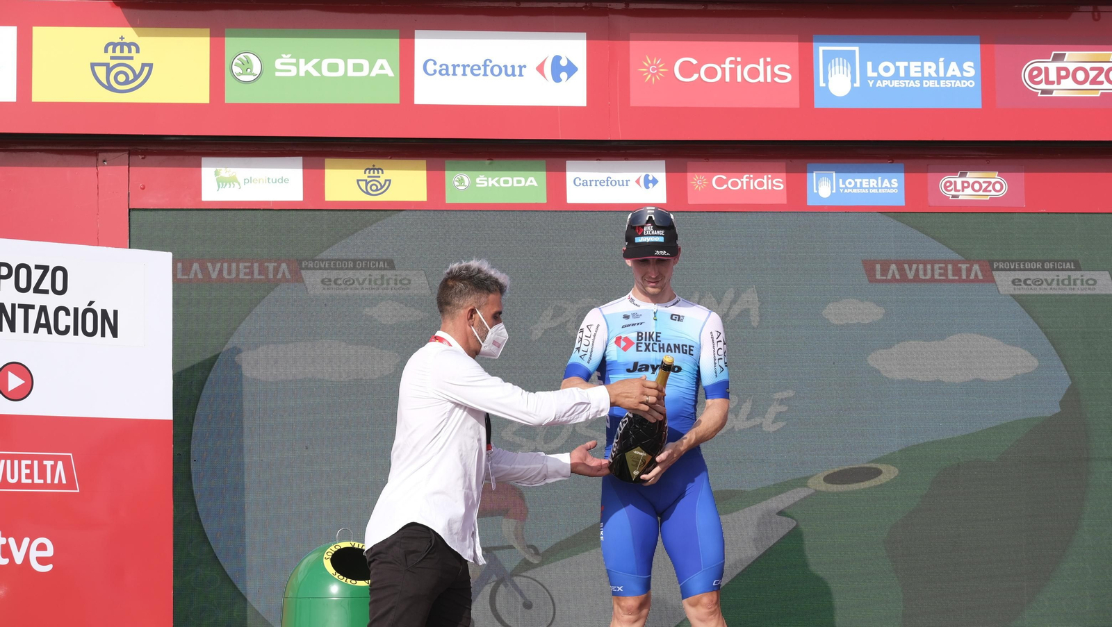 Imágenes de la etapa de la Vuelta a España con llegada en Cabo de Gata, Almería