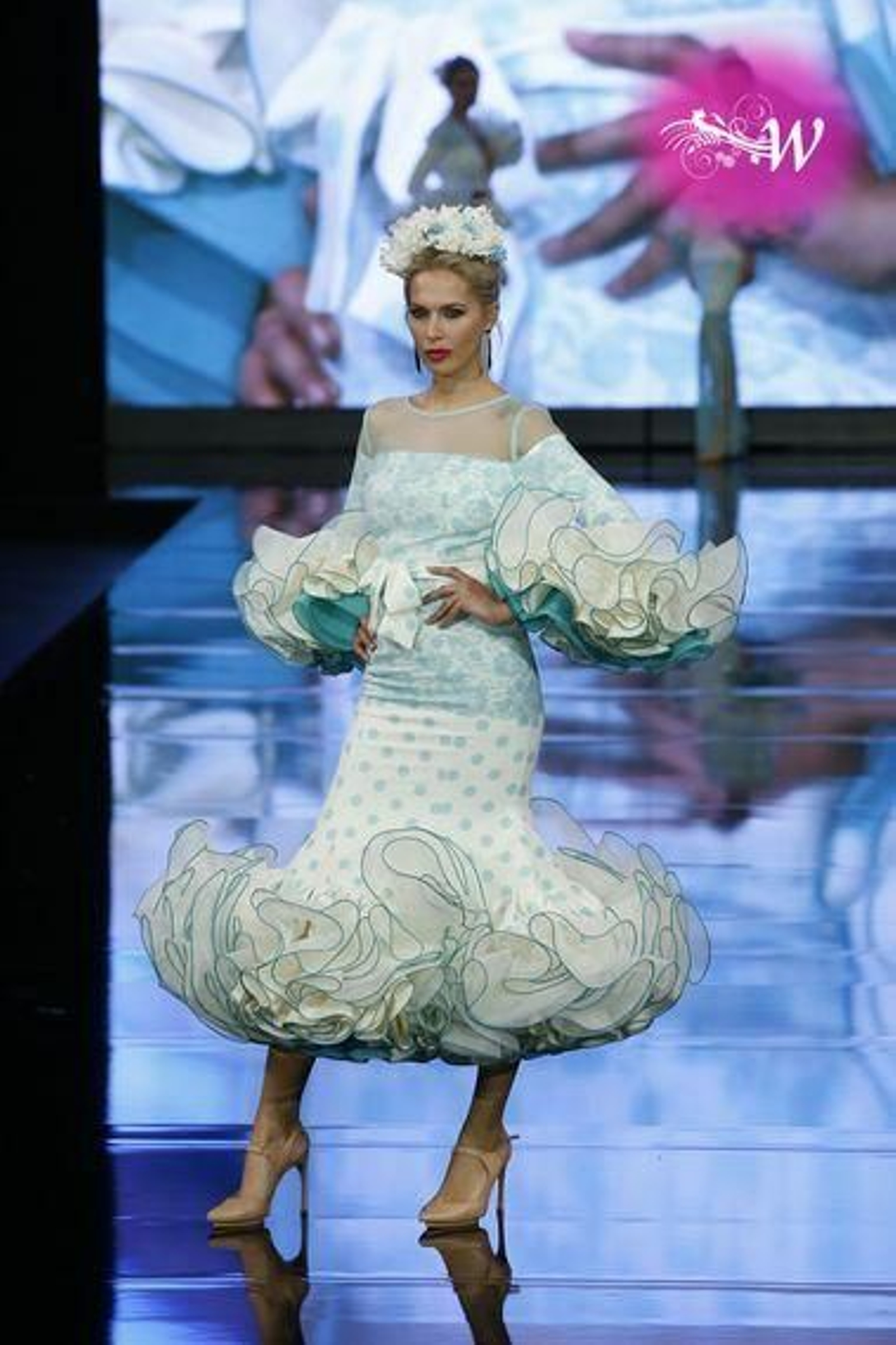 Todas las fotos del desfile de Sara Benítez en SIMOF 2020