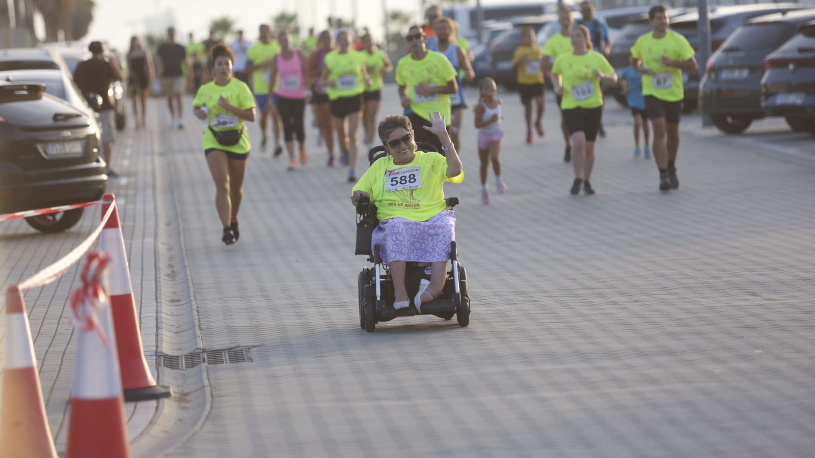 Las fotos de la VII Carrera de la Mujer en La Línea de la Concepción