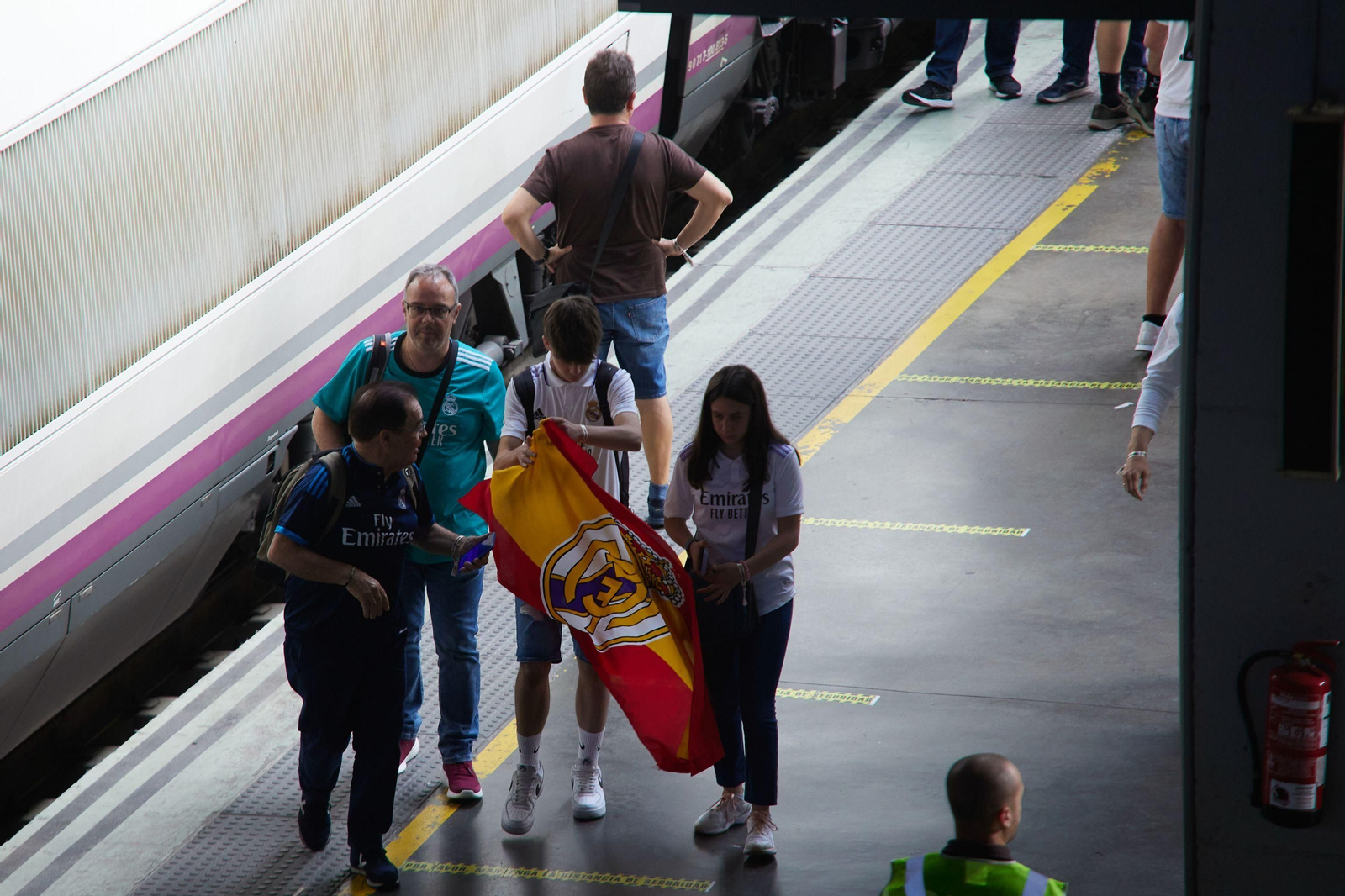 Las fotos de aficionados de Real Madrid y Osasuna el día de la final de Copa en Sevilla