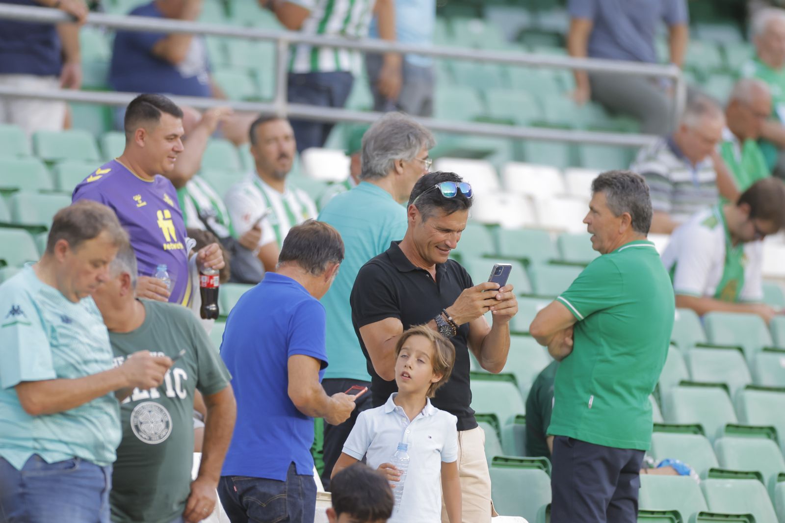 Búscate en las fotos del Betis-Atlético de Madrid