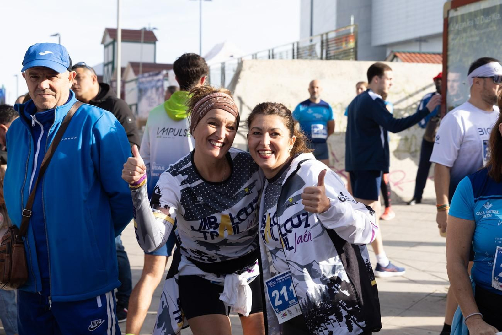En imágenes: multitudinaria e histórica XXIX Media Maratón 'Ciudad de Jaén' y 10k en memoria de Paco Manzaneda
