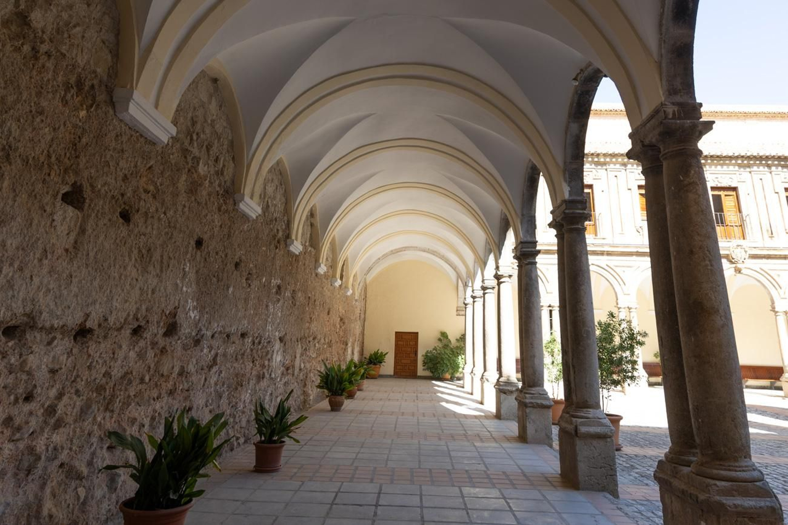 El Archivo Histórico Provincial de Jaén: de convento a guardián de la cultura El Archivo Histórico Provincial de Jaén: de convento a guardián de la cultura
