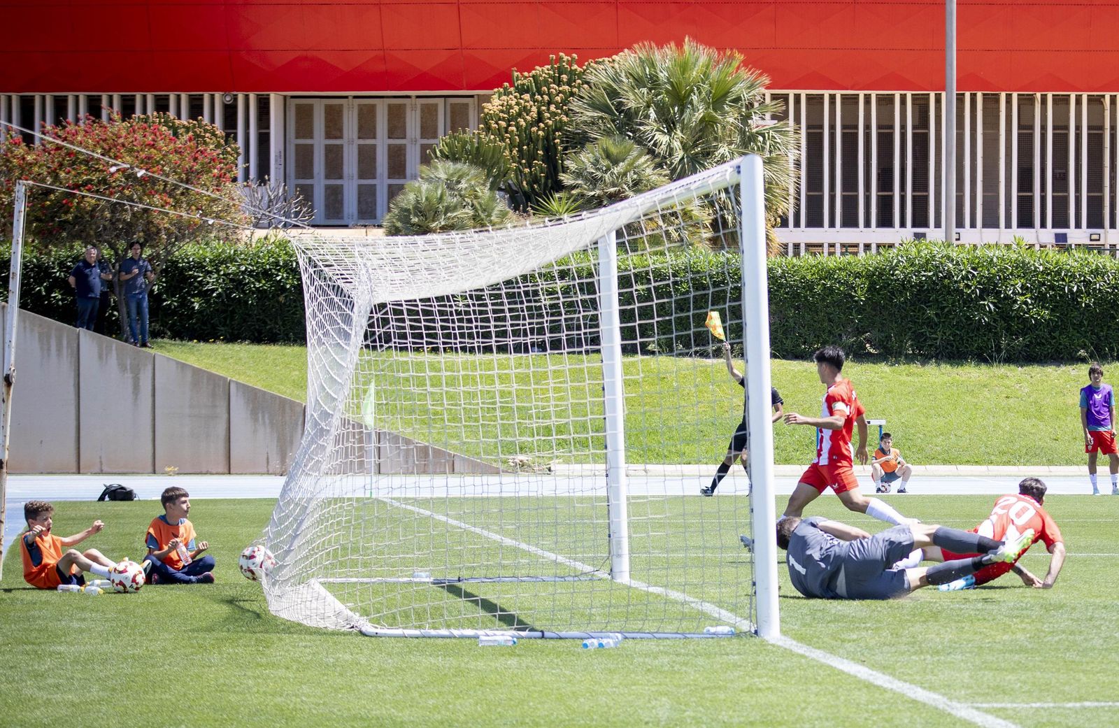 Partido de Segunda RFEF entre el Almería B y el Cádiz Mirandilla
