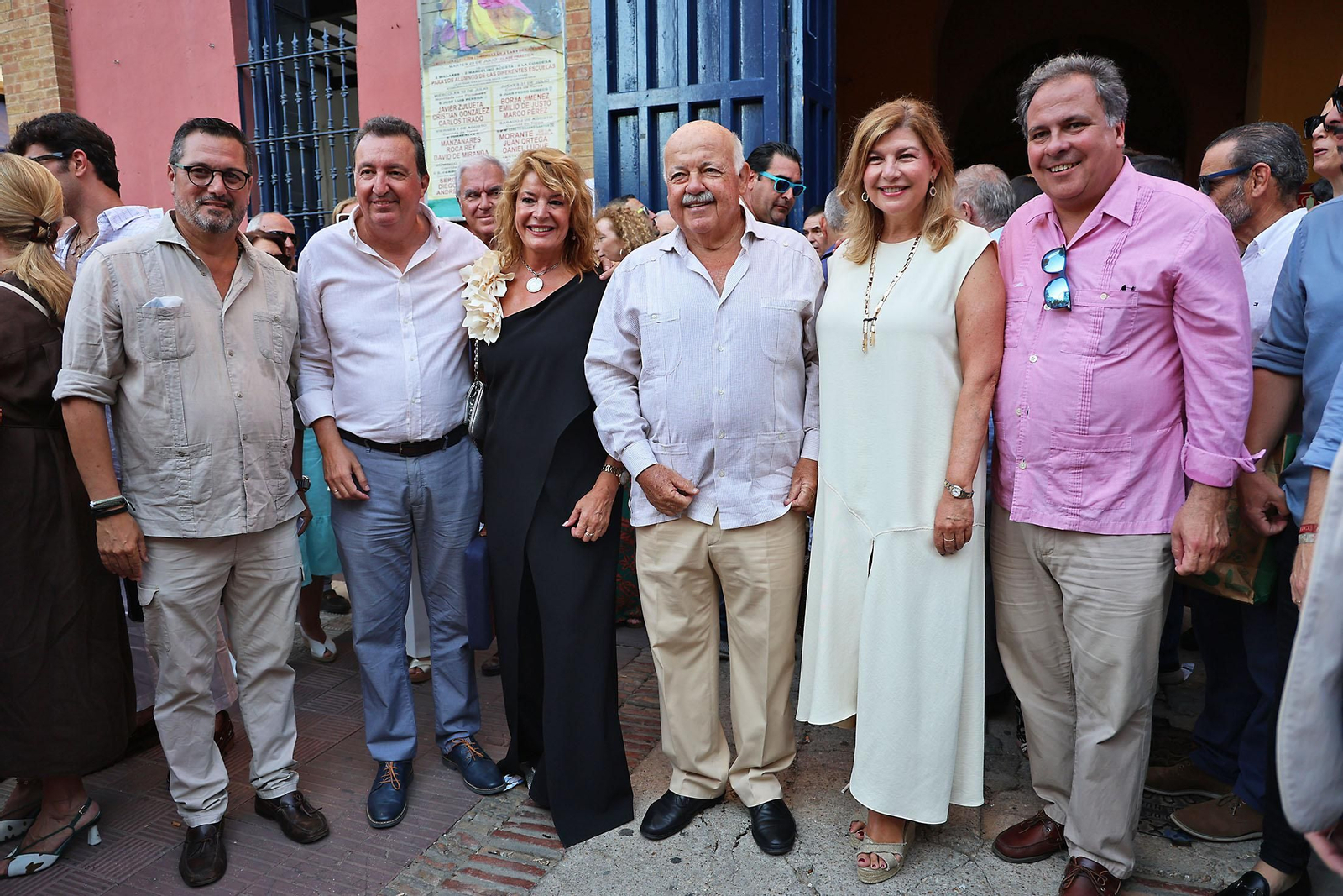 Colombinas 2025: Ambiente en la corrida de toros del viernes 1 de agosto en Huelva