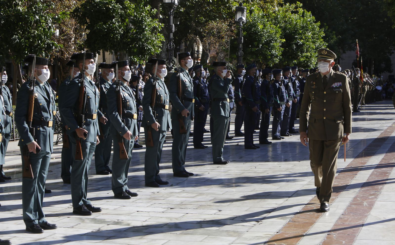Acto militar por el Día de la Hispanidad