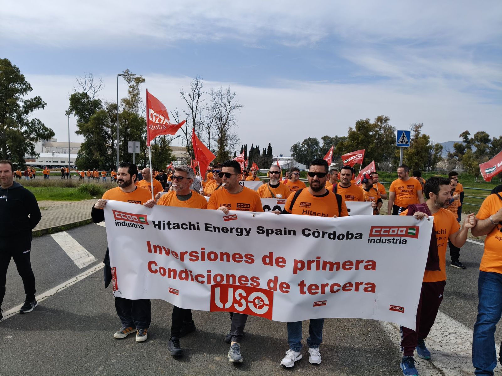 Un momento de la nueva protesta de la plantilla de Hitachi.