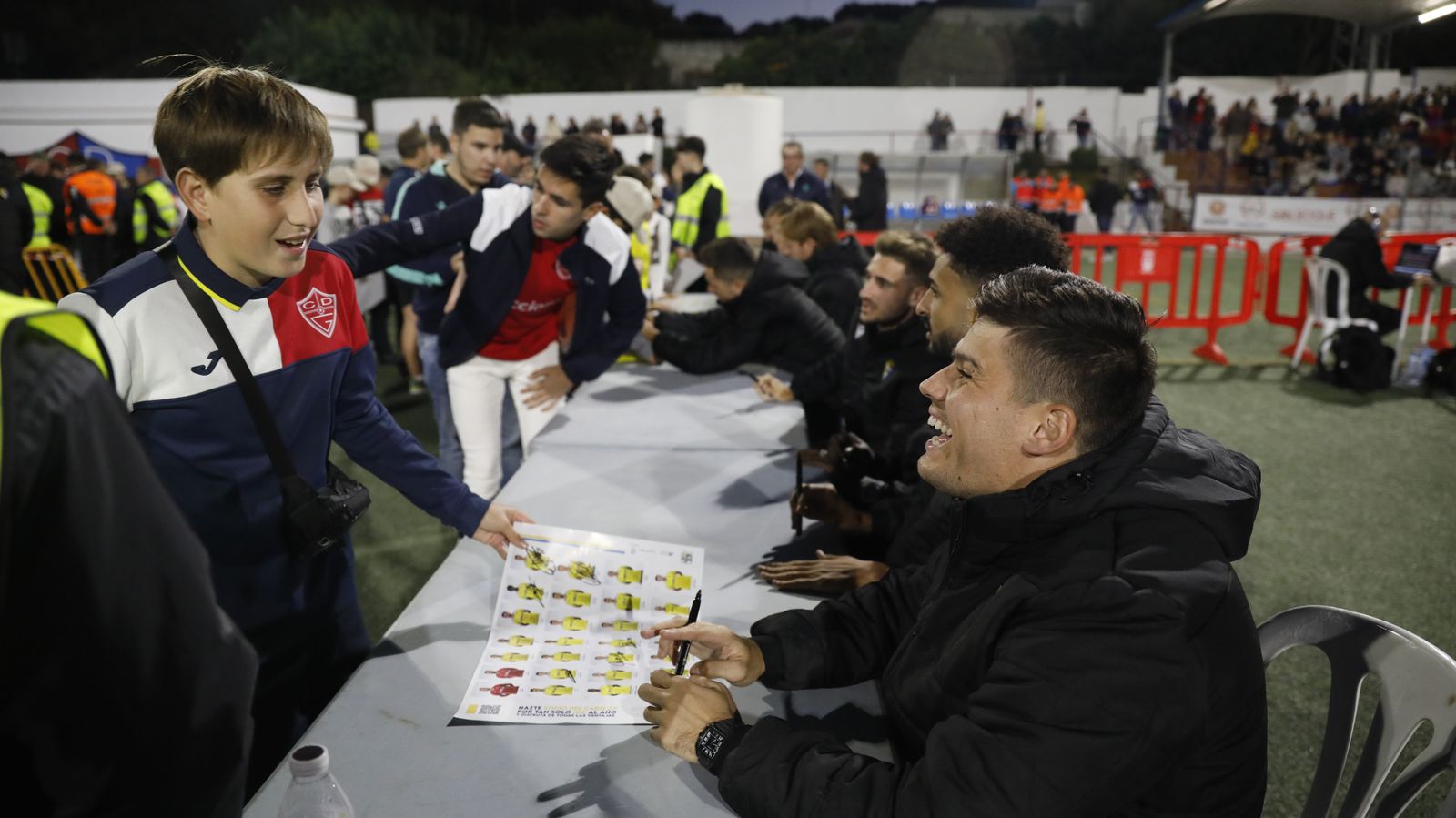 Las fotos de la visita del Cádiz CF para celebrar el 50 aniversario del CD Guadiaro
