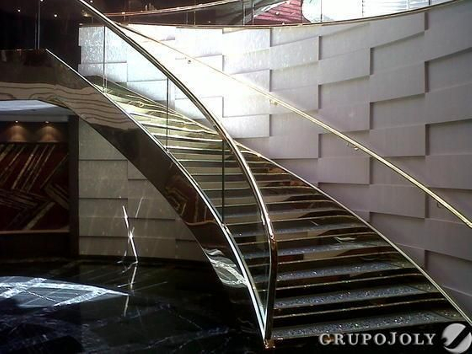 Una visita por el lujoso crucero MSC Divina en su preinauguración en Cádiz.

Foto: Sara Mancera