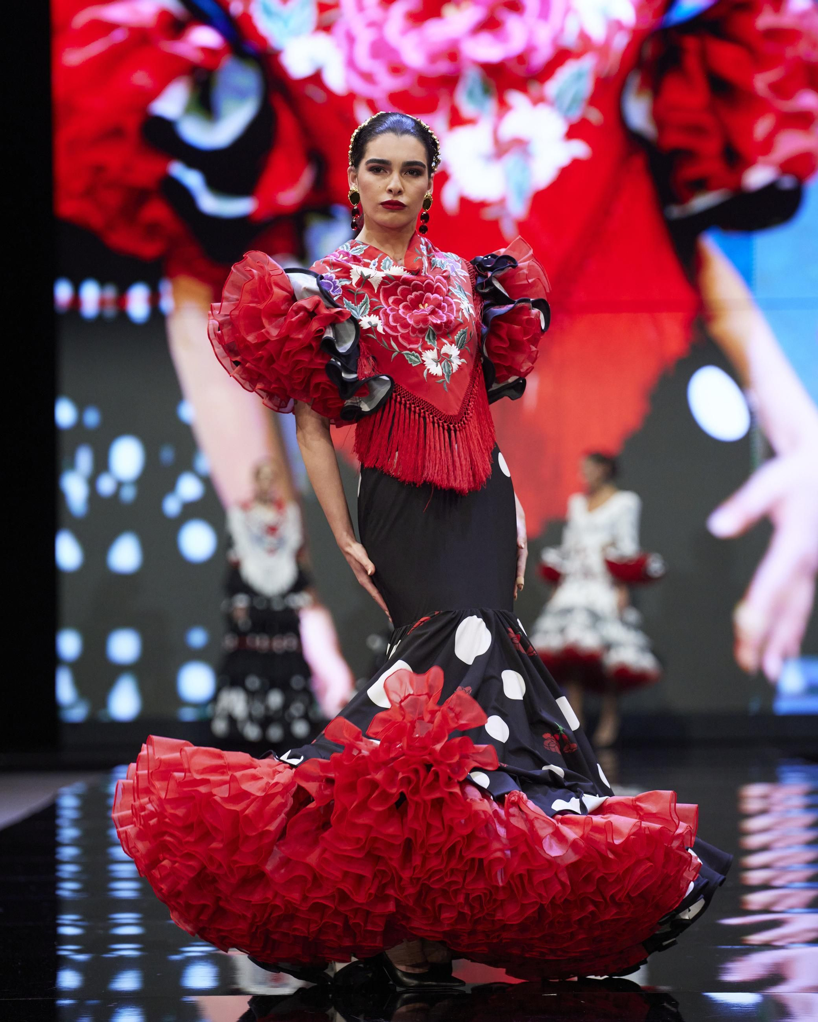 Desfile de Carmen Latorre en SIMOF 2025, todas las fotos