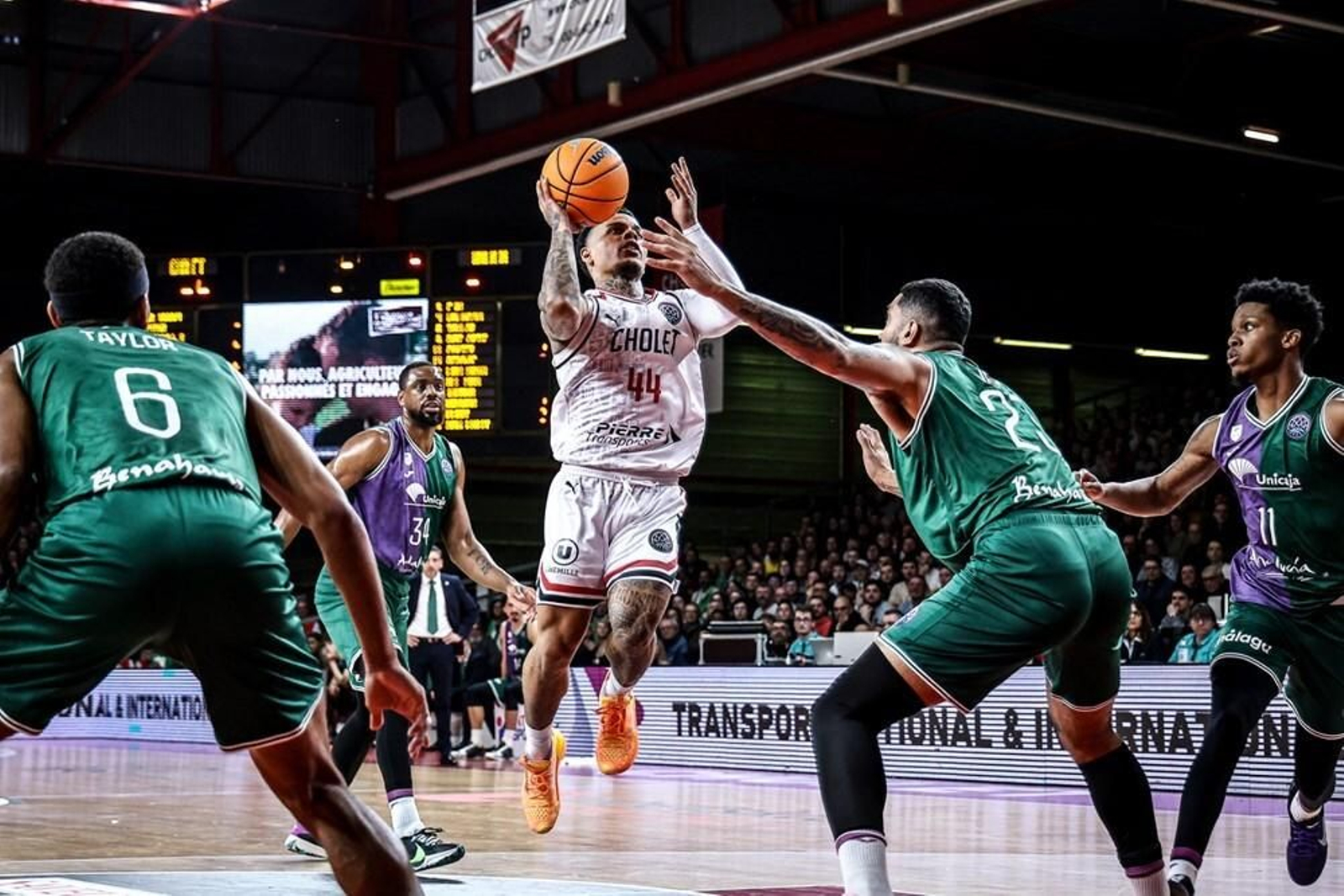 El Cholet - Unicaja, en fotos