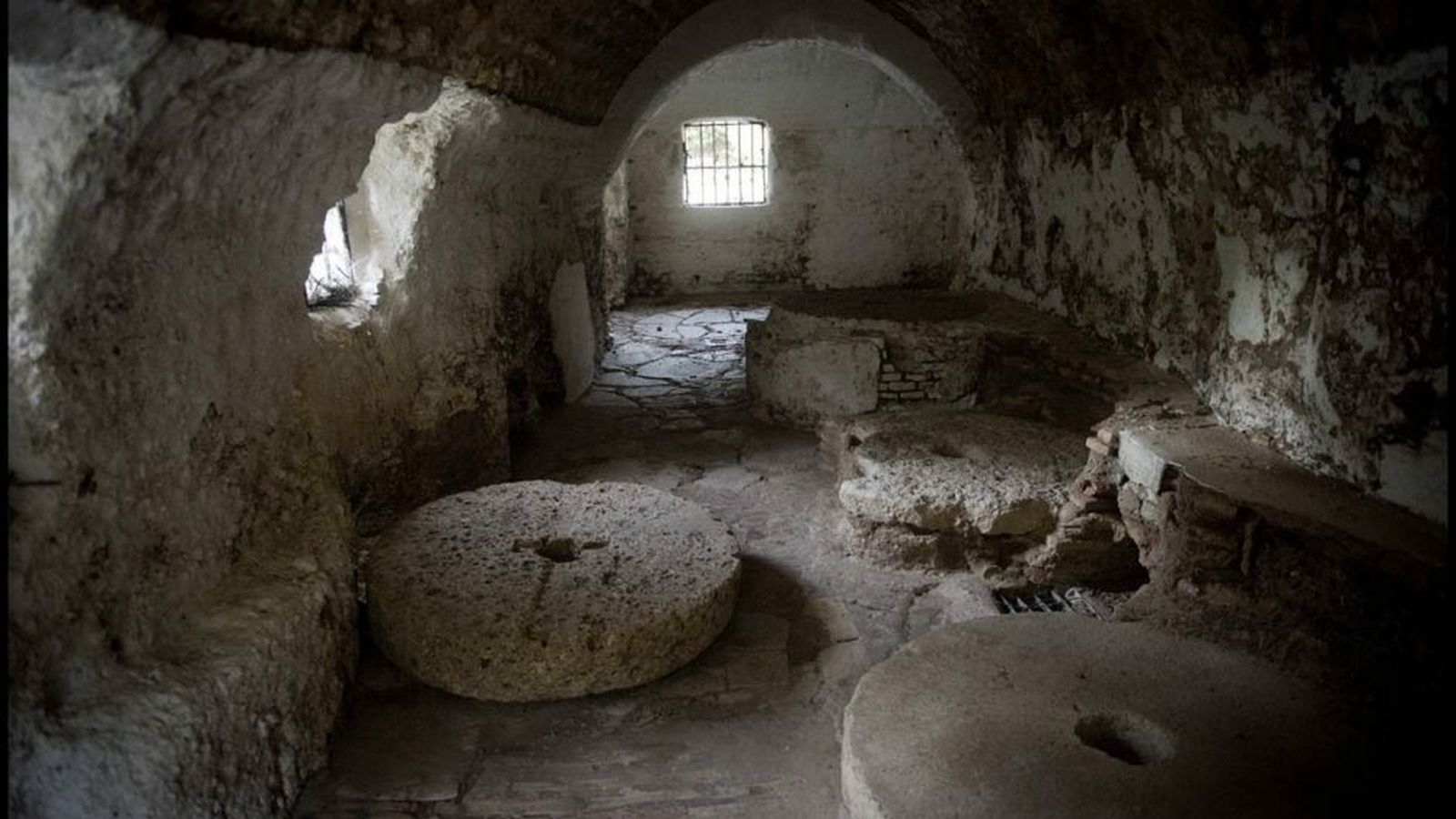 Interior de uno de los molinos que se pueden visitar en Alcalá de Guadaíra.