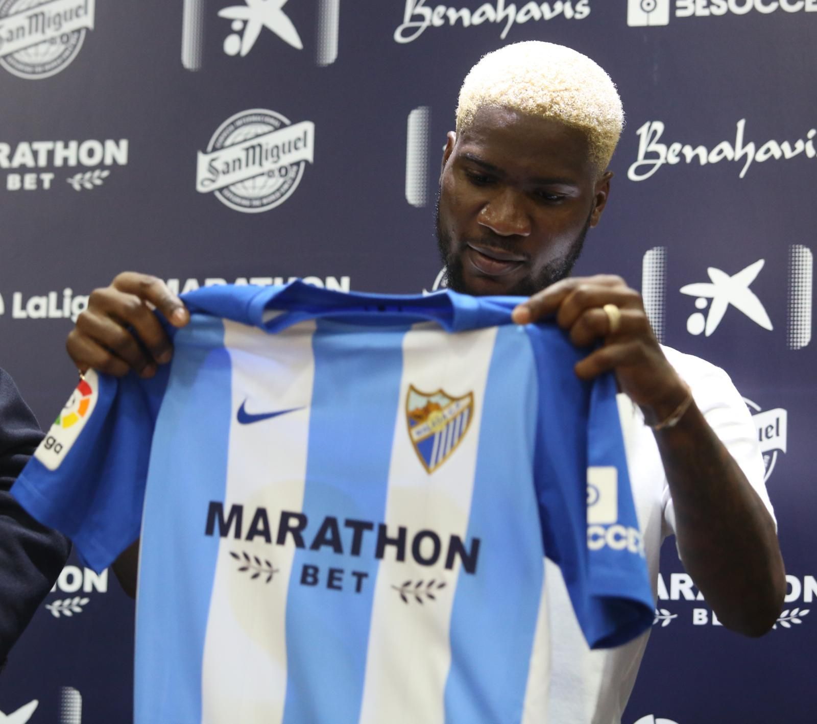 Brown Ideye, en su presentación