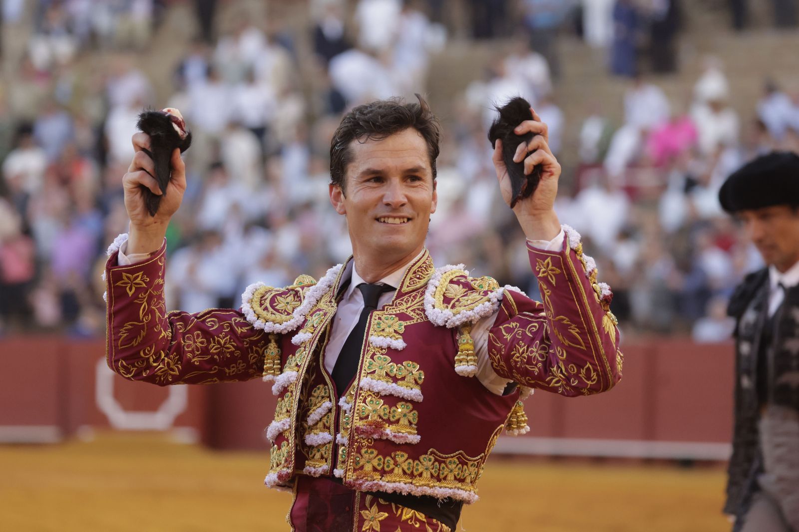 Las Imágenes de la cuarta corrida de abono en la Maestranza de Sevilla