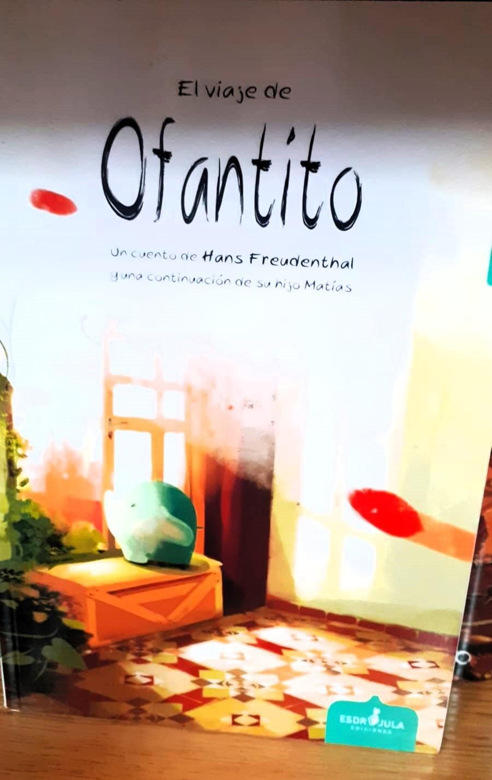 Portada del libro 'El viaje de Ofantito'