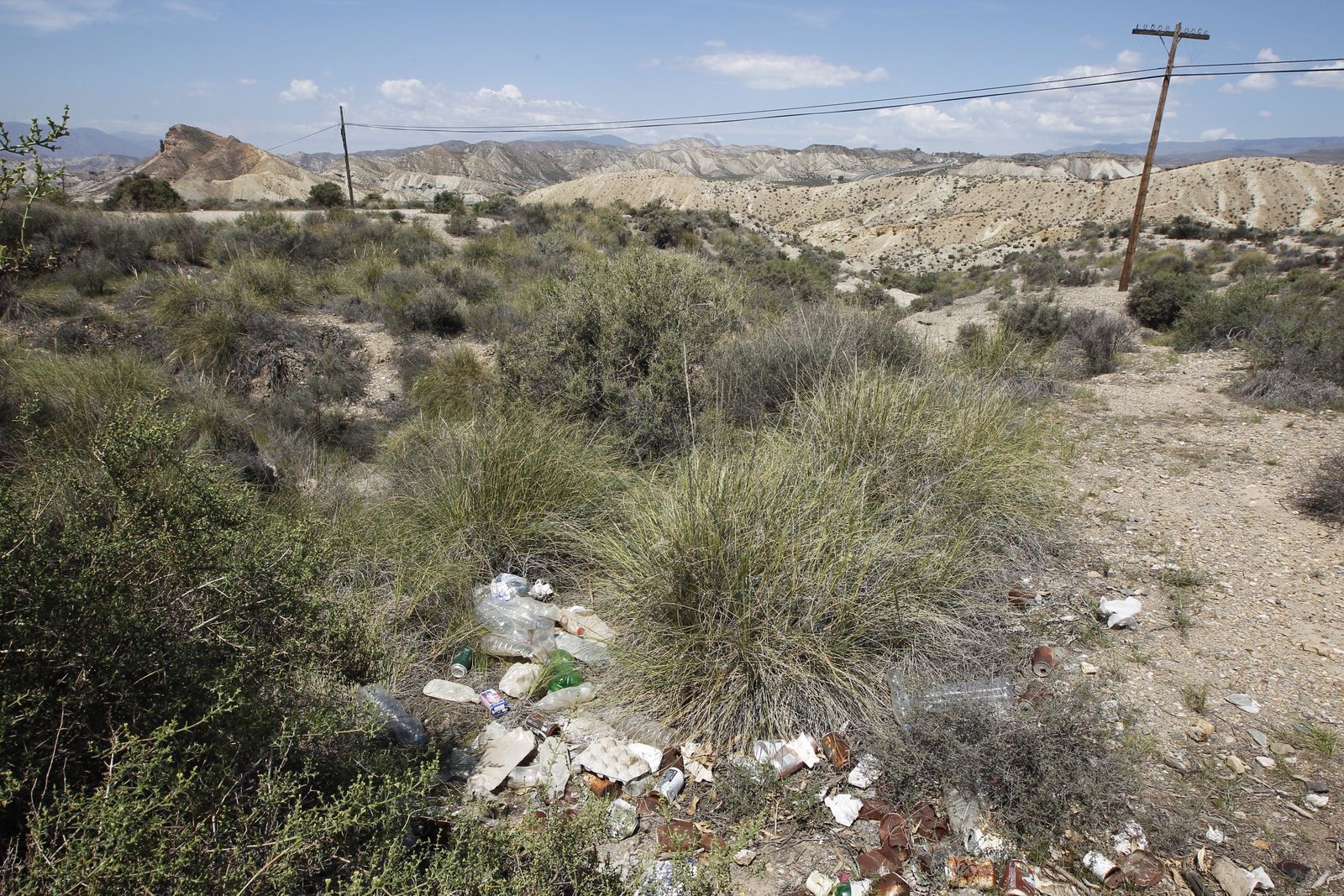 Fotogalería basura en el Desierto de Tabernas