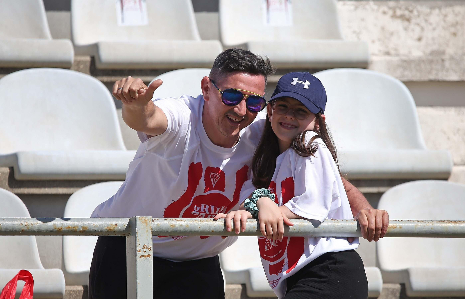 Fotos de la afición durante el Algeciras - San Fernando en el Nuevo Mirador