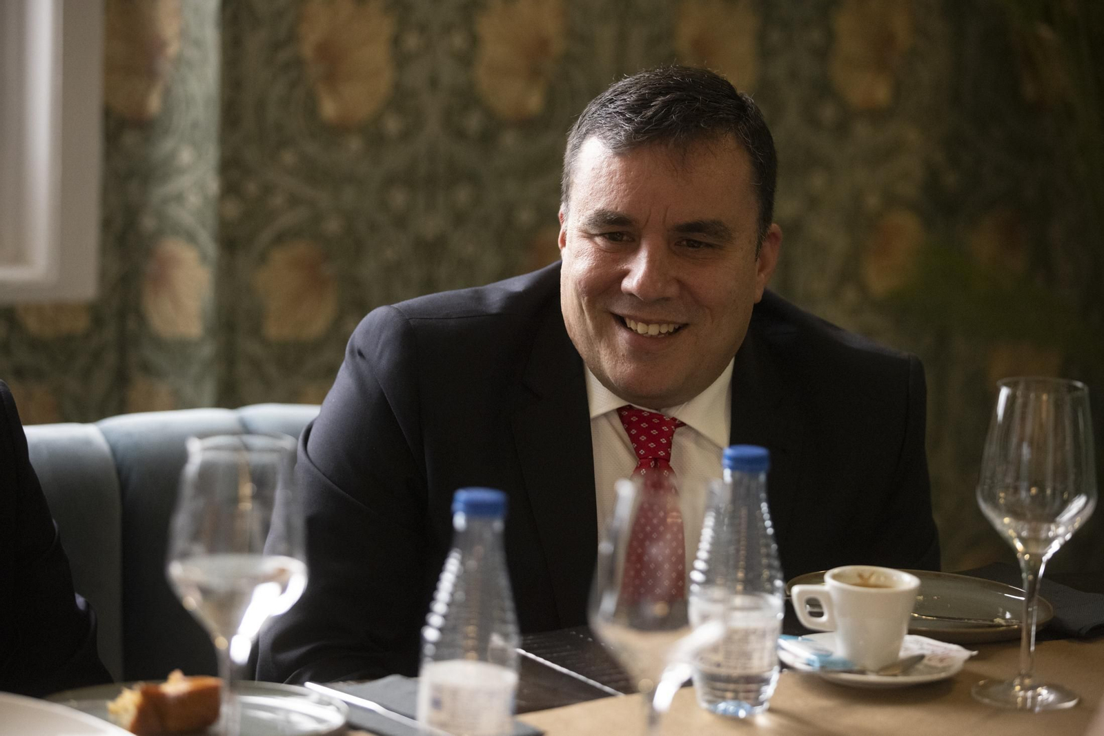 Imágenes de la tertulia cofrade de Huelva Información