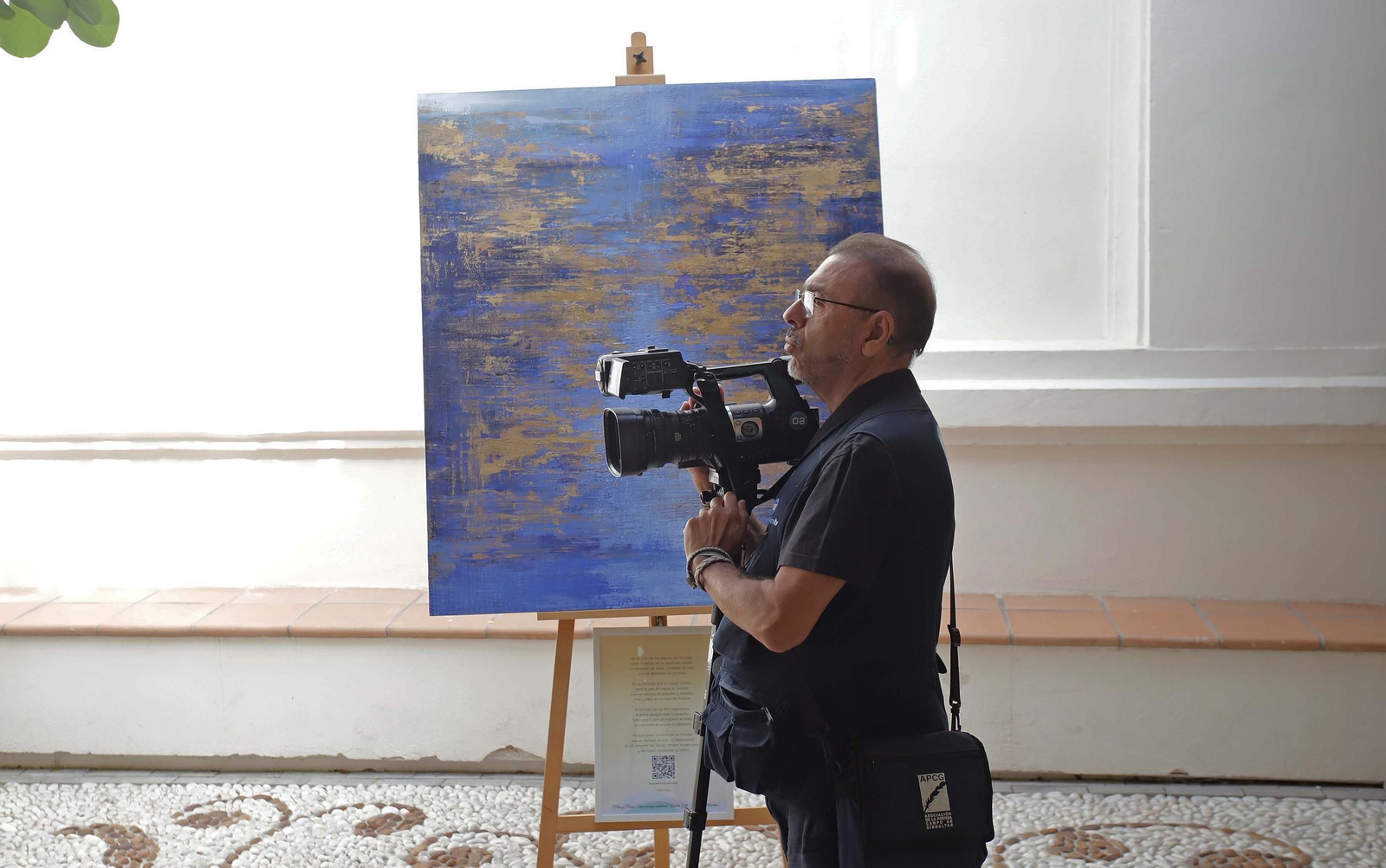 Fotos de la exposición 'Mar y poesía: una sinergia sensorial' en Algeciras