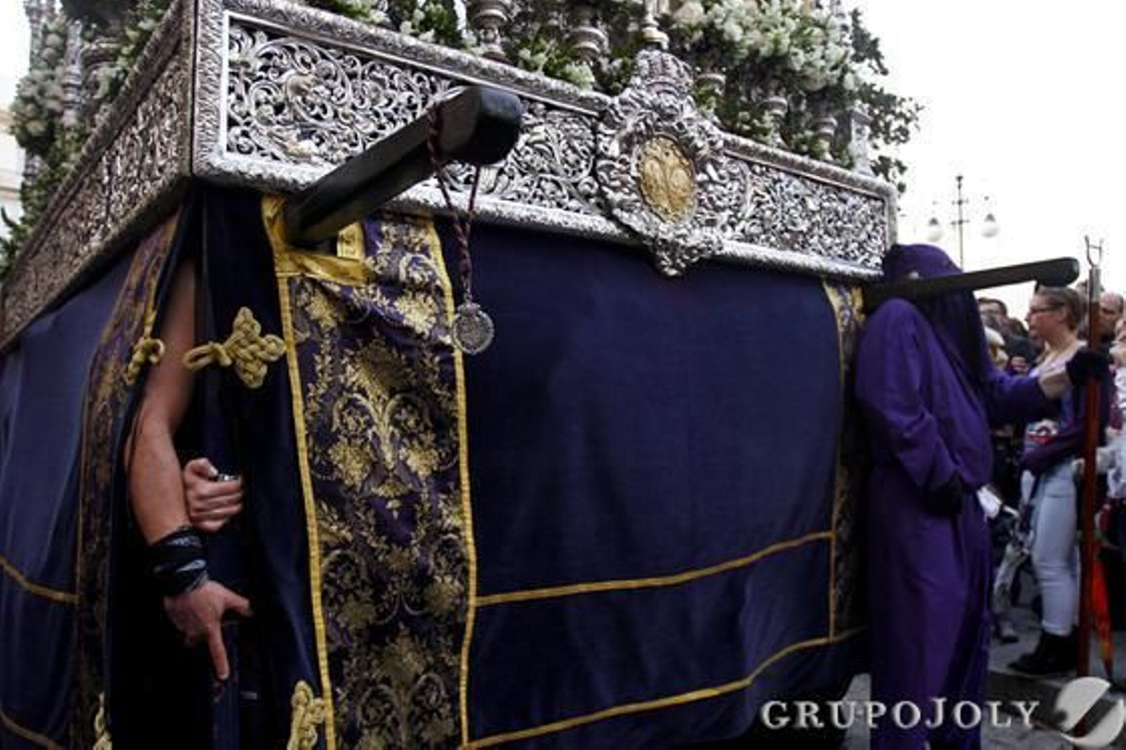 Columna

Fotos: Lourdes de Vicente