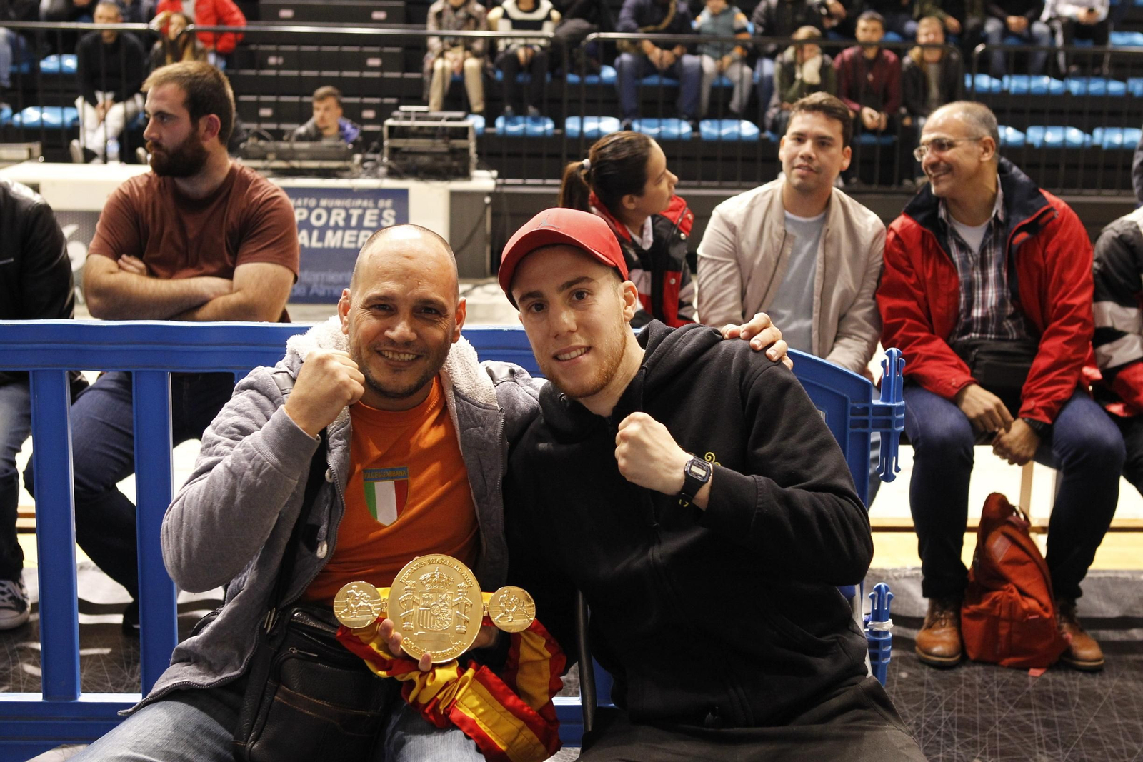 Fotogalería de la velada solidaria de boxeo