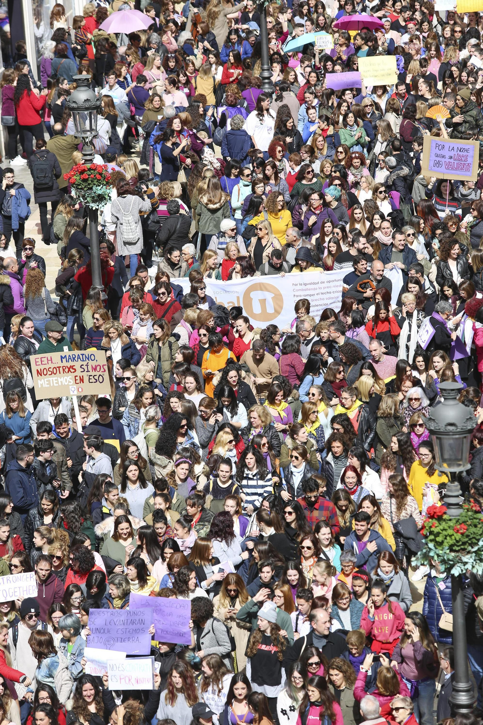 Concentración en la Plaza de la Constitución.