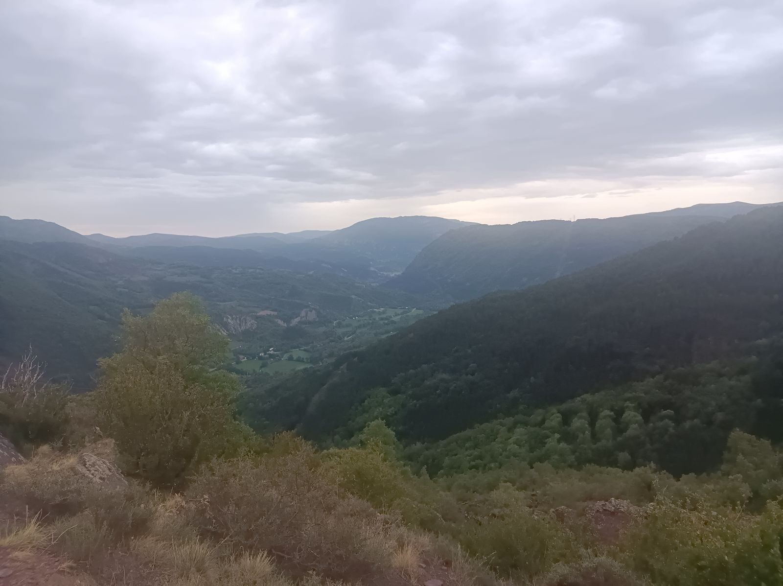 Vistas al sur del Pilaret de San Miquel.