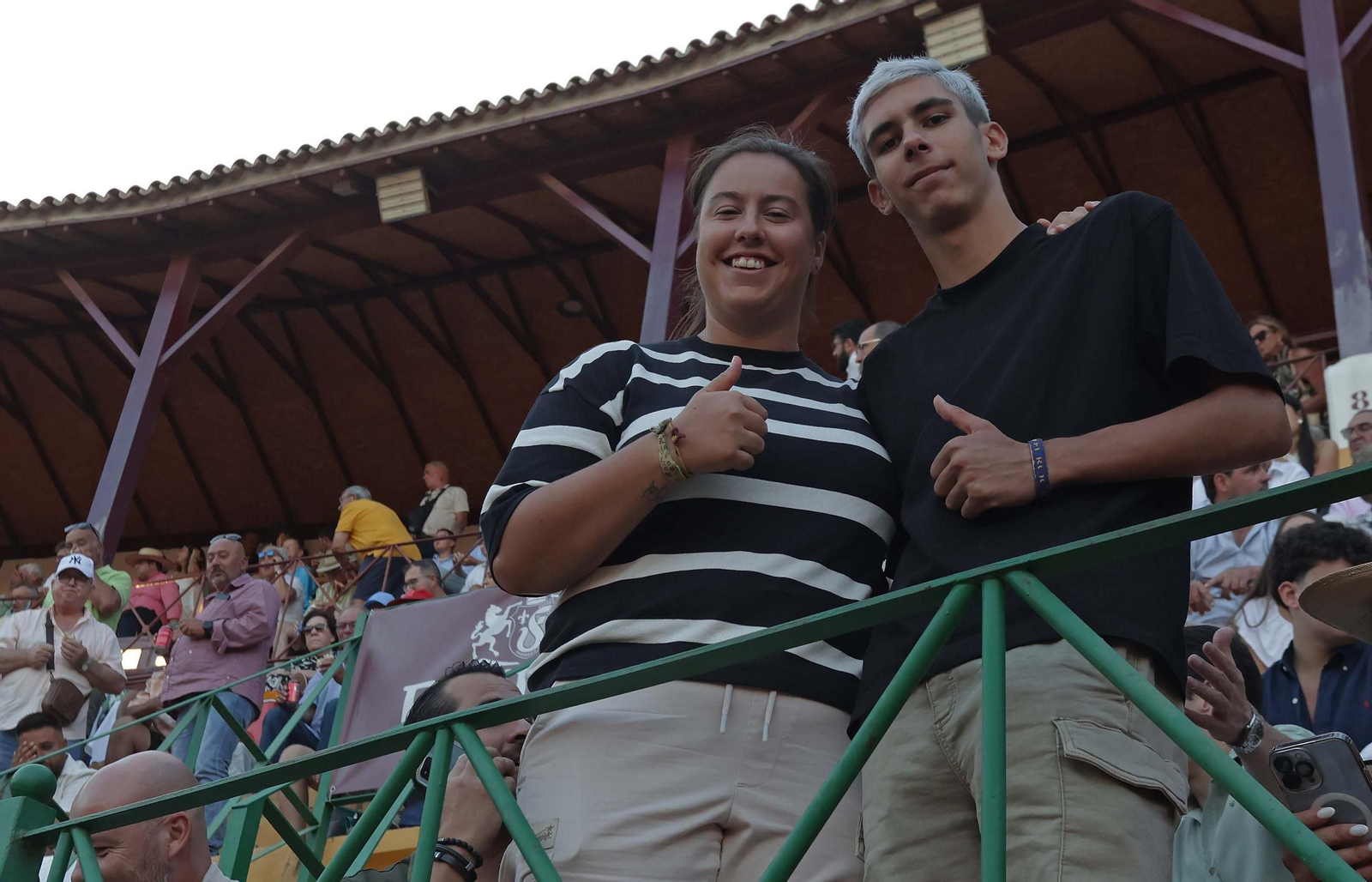 Búscate en la Plaza de Toros 'El Arenal' durante la corrida del domingo de la Feria de La Línea