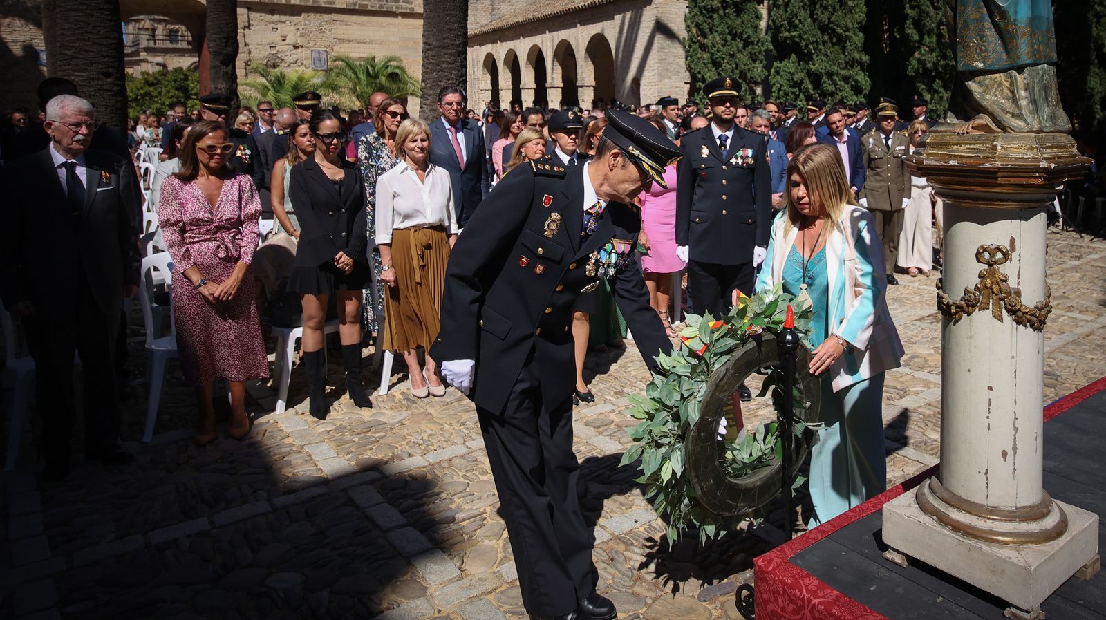 Emotivo acto por el Día de la Policía Nacional celebrado en Jerez