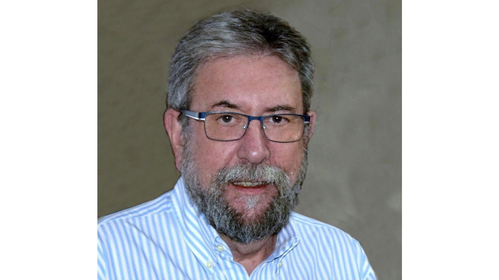 Juan Carlos Navas San Vicente, antiguo director del colegio Puerta del Mar.