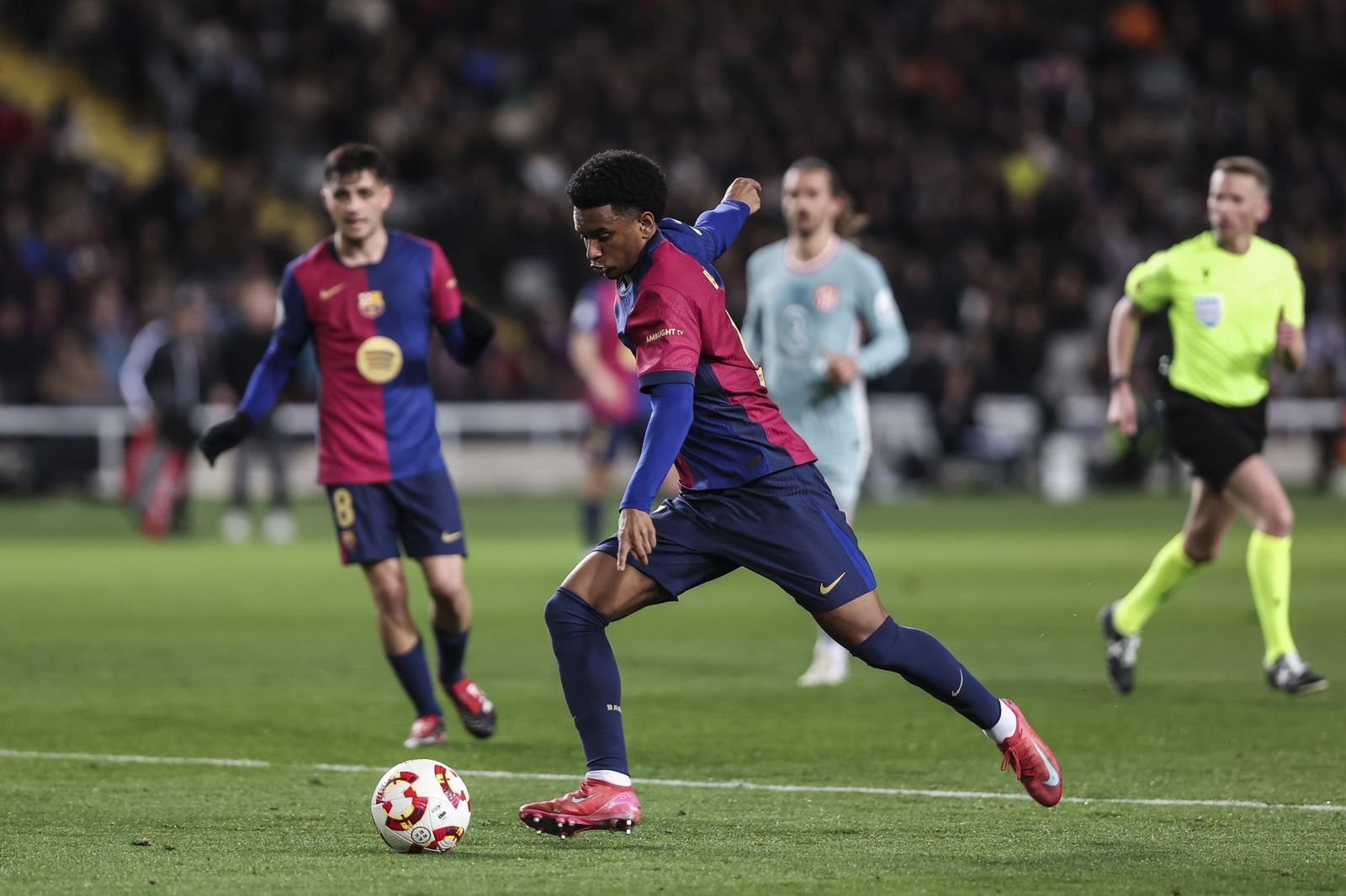 Las fotos del espectacular Barcelona - Atlético de Madrid