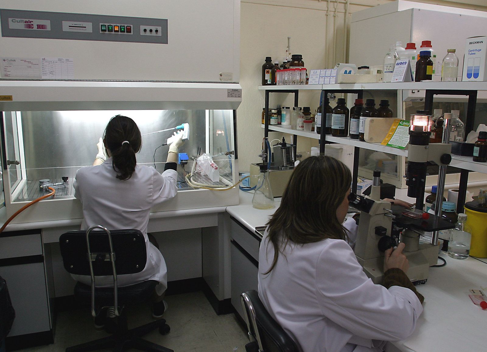 Investigadoras en laboratorio, en una imagen de archivo.