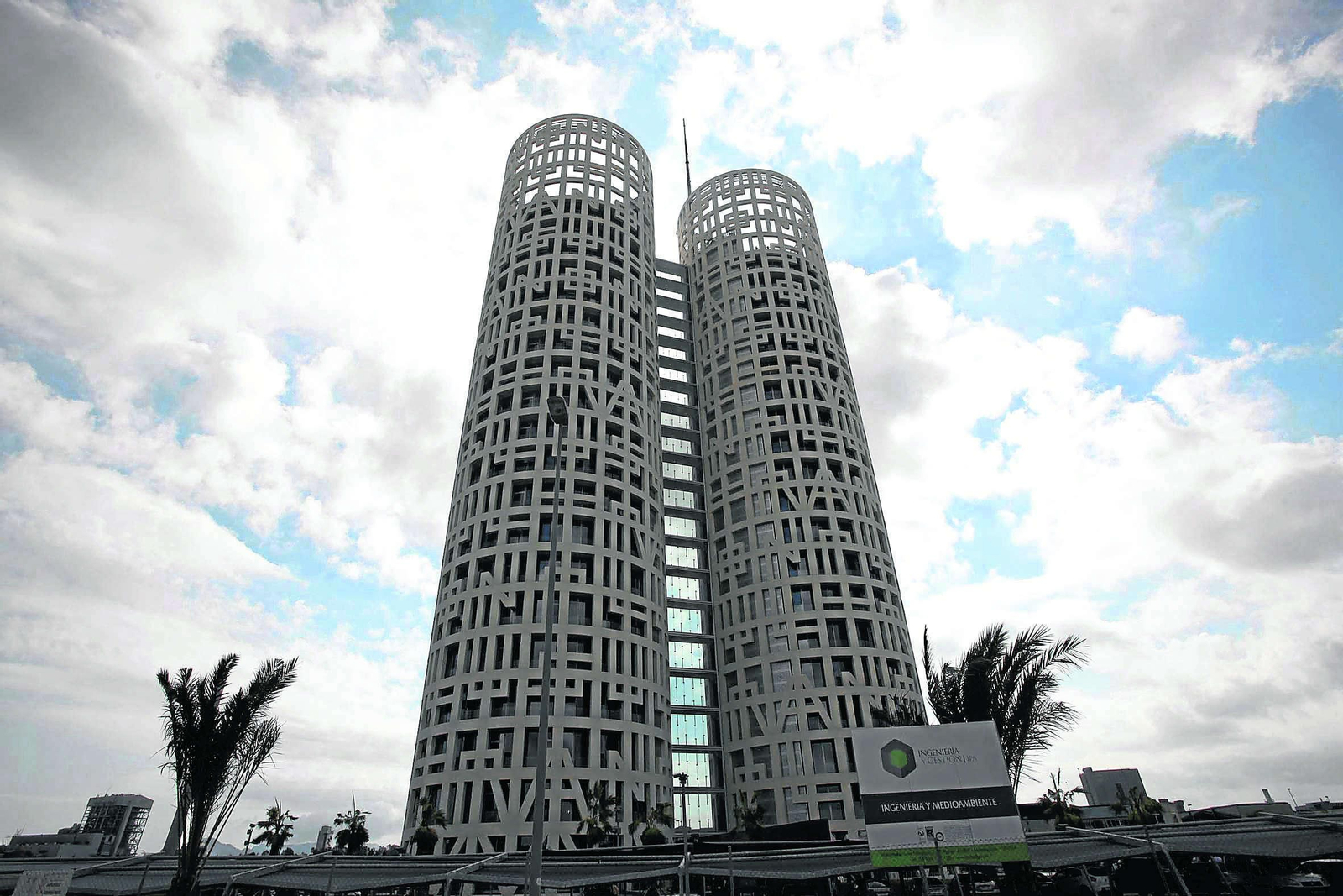 Las Torres de Hércules, en Los Barrios.