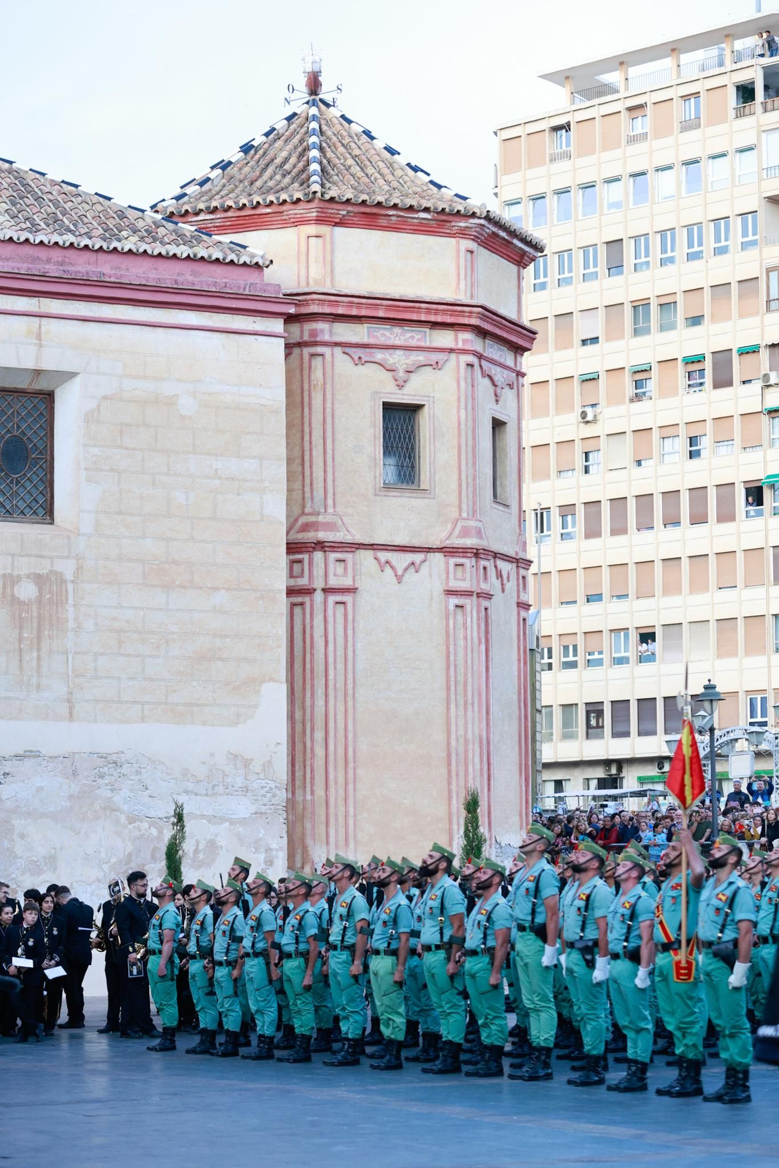 Mena y la Legión en su procesión del Jueves Santo en Málaga, en fotos Mena y la Legión en su procesión del Jueves Santo en Málaga, en fotos