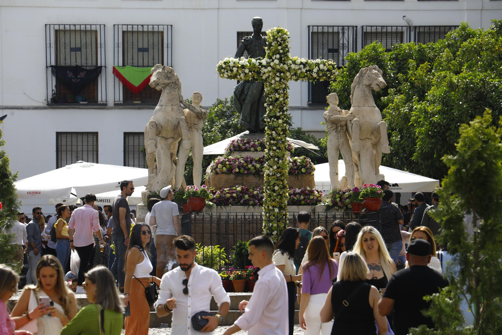 Cruz de la Hermandad del Resucitado, segundo premio en Casco Histórico.