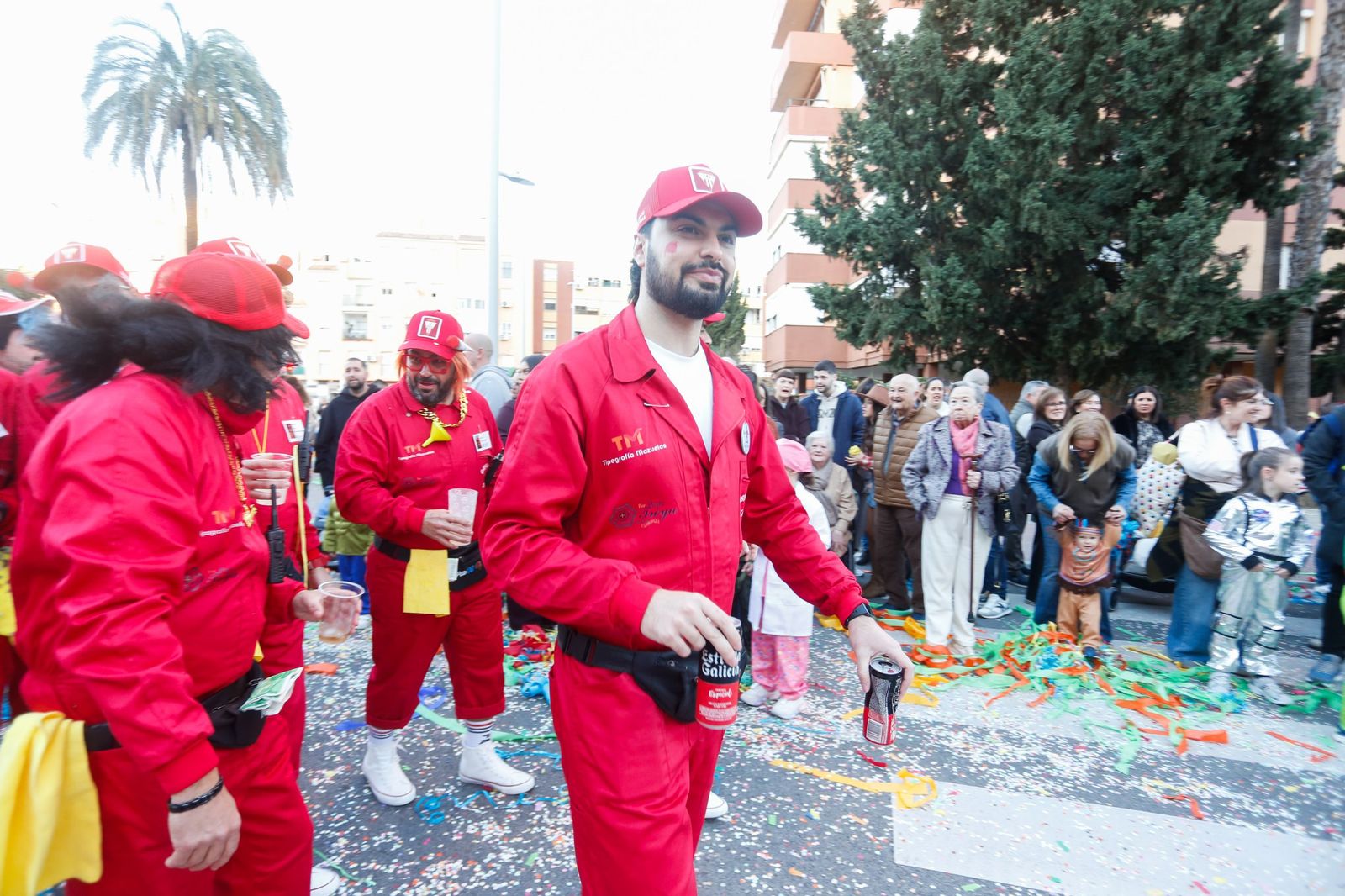 Búscate en las fotos de la cabalgata del Carnaval de Algeciras 2026