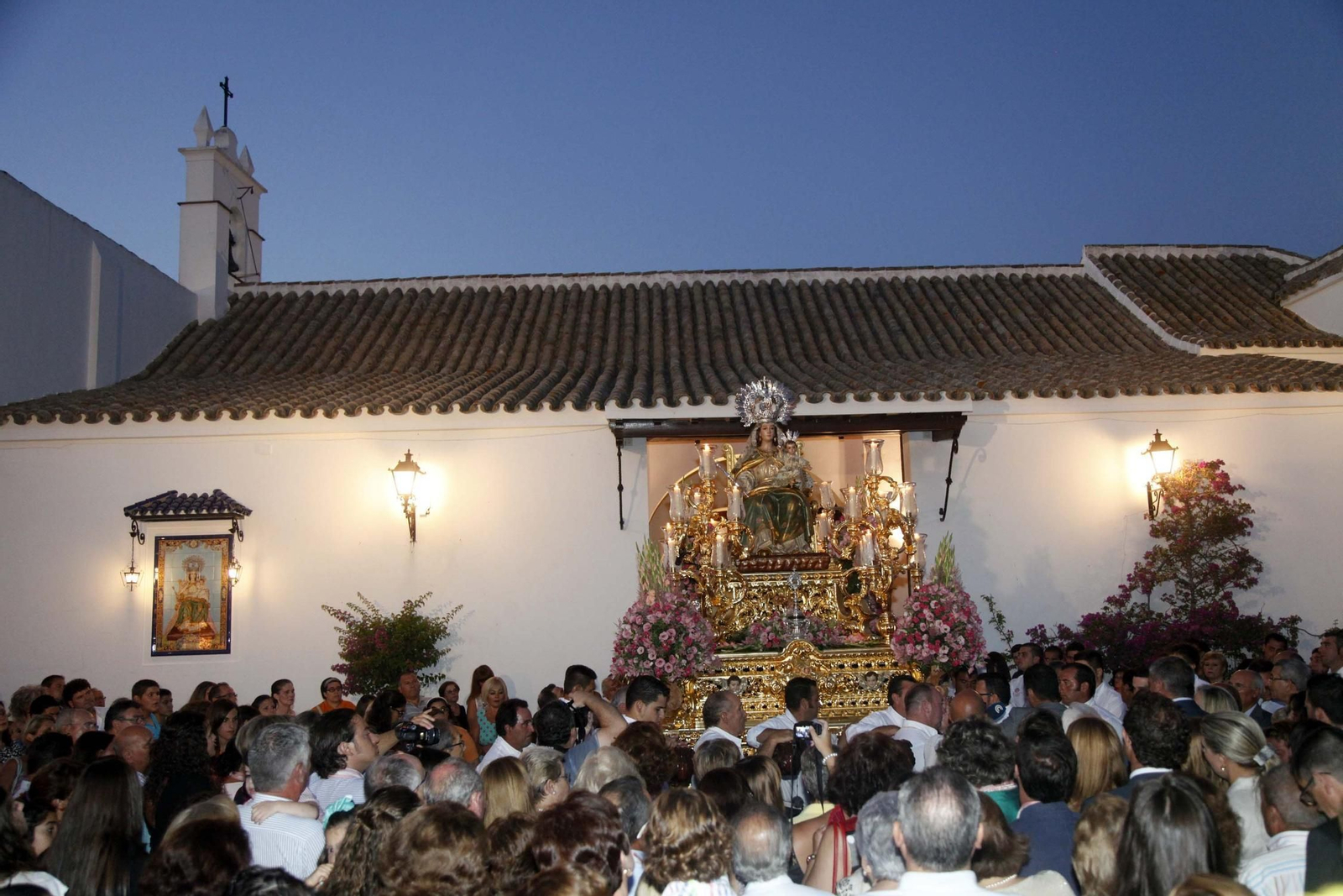 Imagen de archivo de una Bajada de la Virgen a la parroquia de San Pedro.