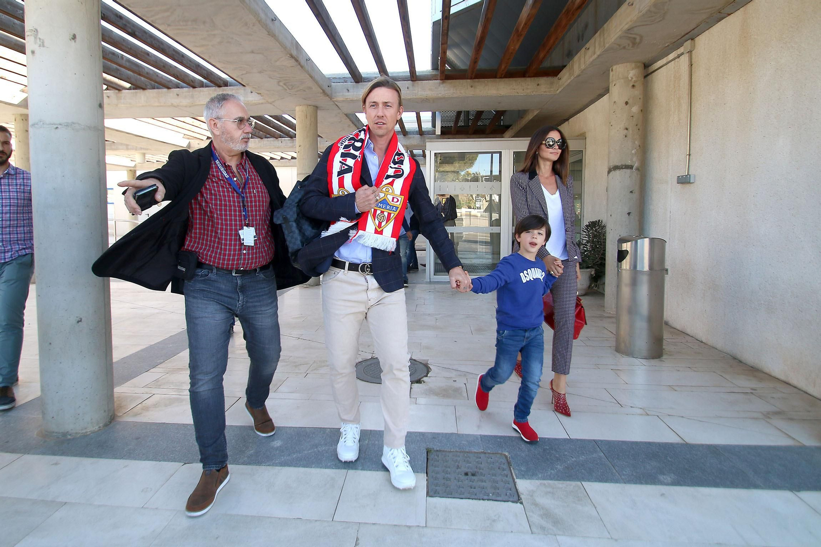 Las imágenes de la llegada de Guti a la UD Almería