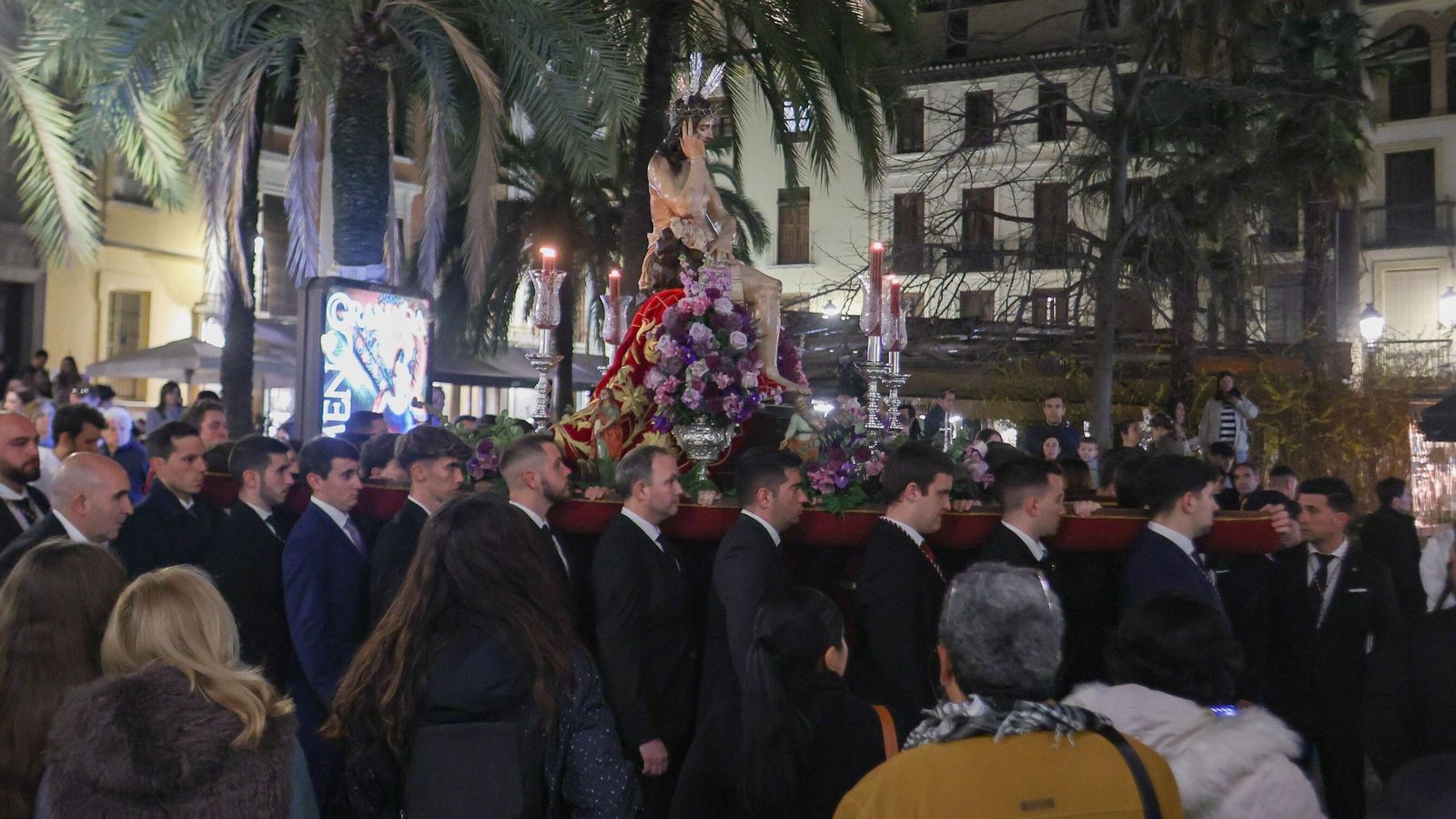 Fotogalería: Vía Crucis Hermandad de los Estudiantes 2025