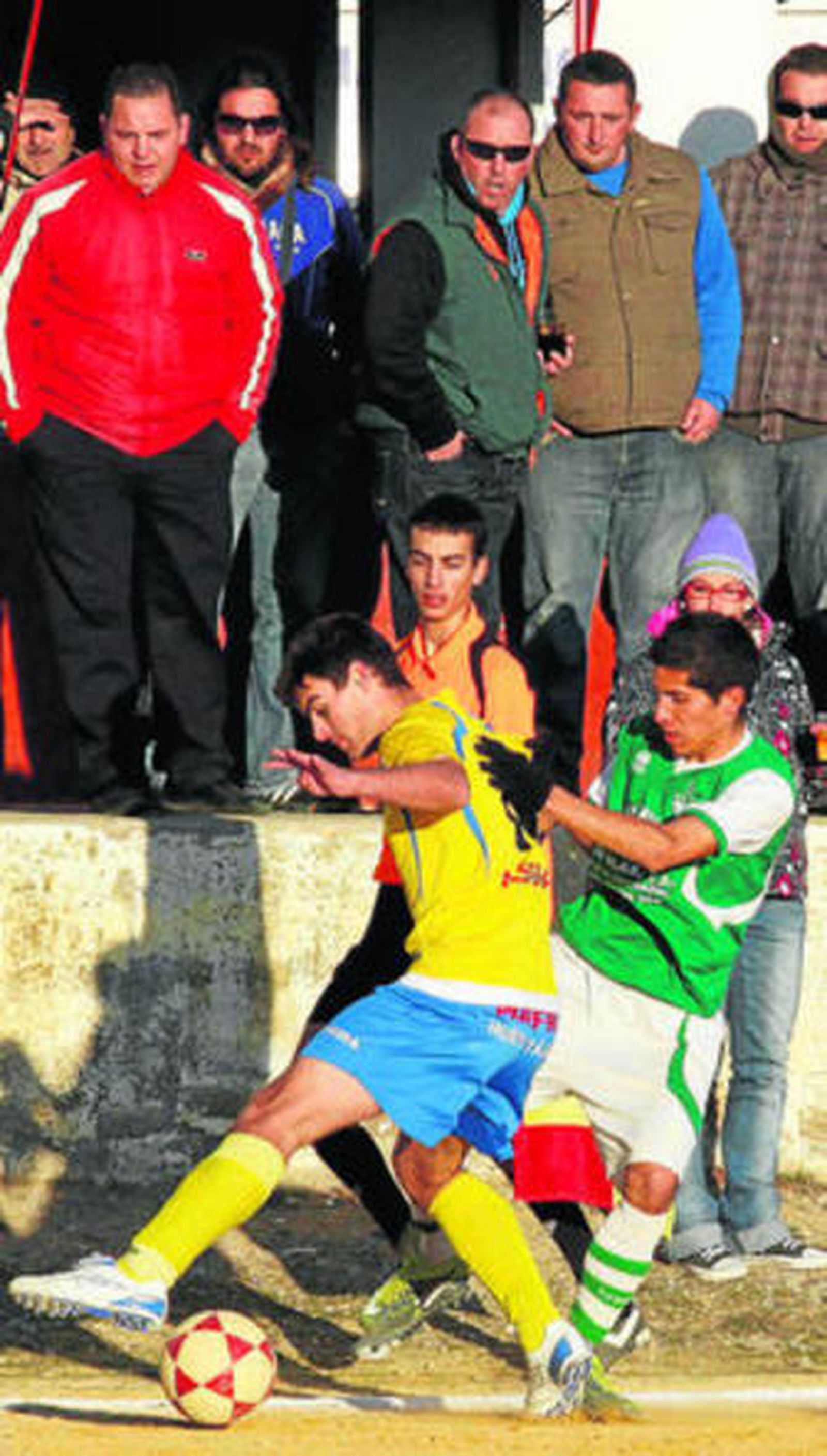 Lance del Dúrcal-Huétor Tájar B, en el que árbitro acabó agredido.