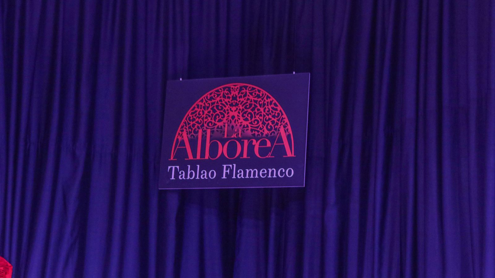 La Alborea no solo celebra una década de espectáculos inolvidables.