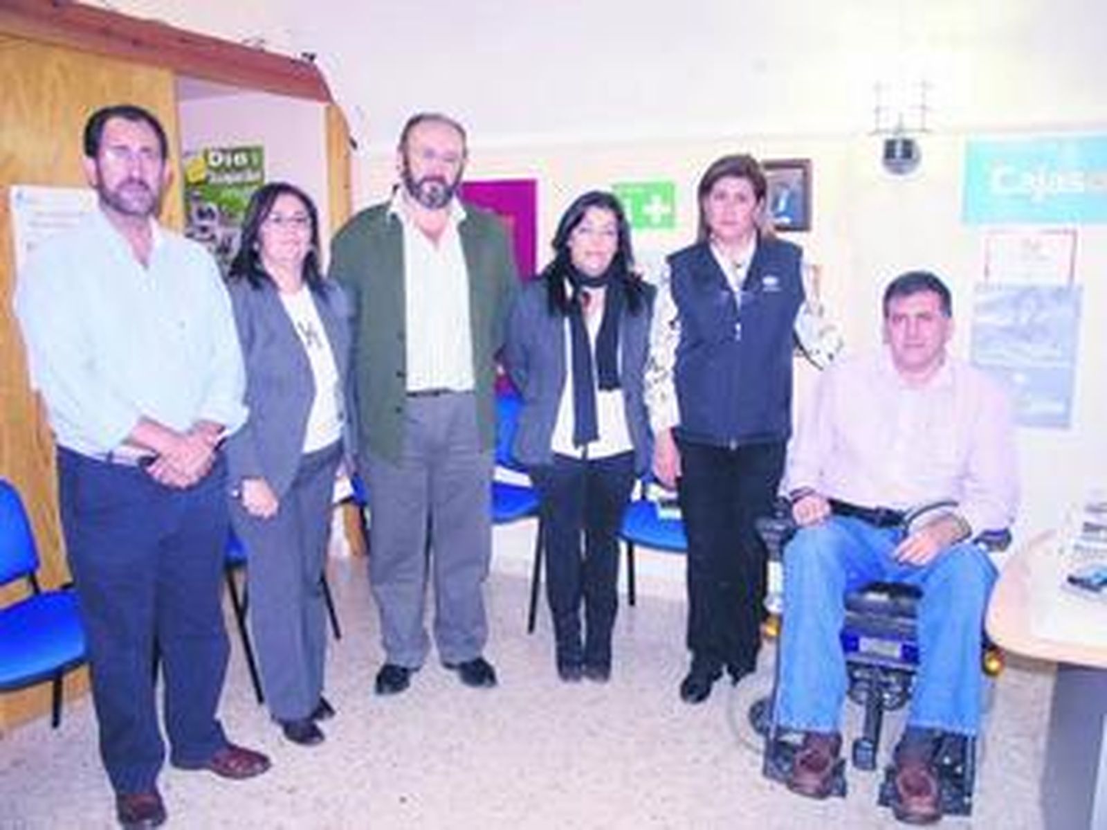 La coordinadora del Voluntariado y la regidora en Disarcos.