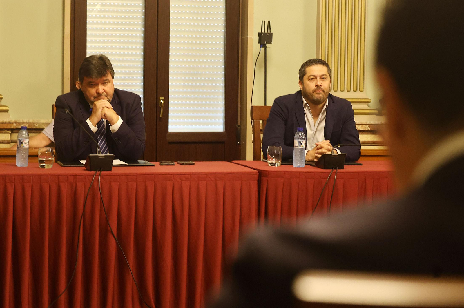Imágenes del pleno extraordinario celebrado en el Ayuntamiento de Huelva