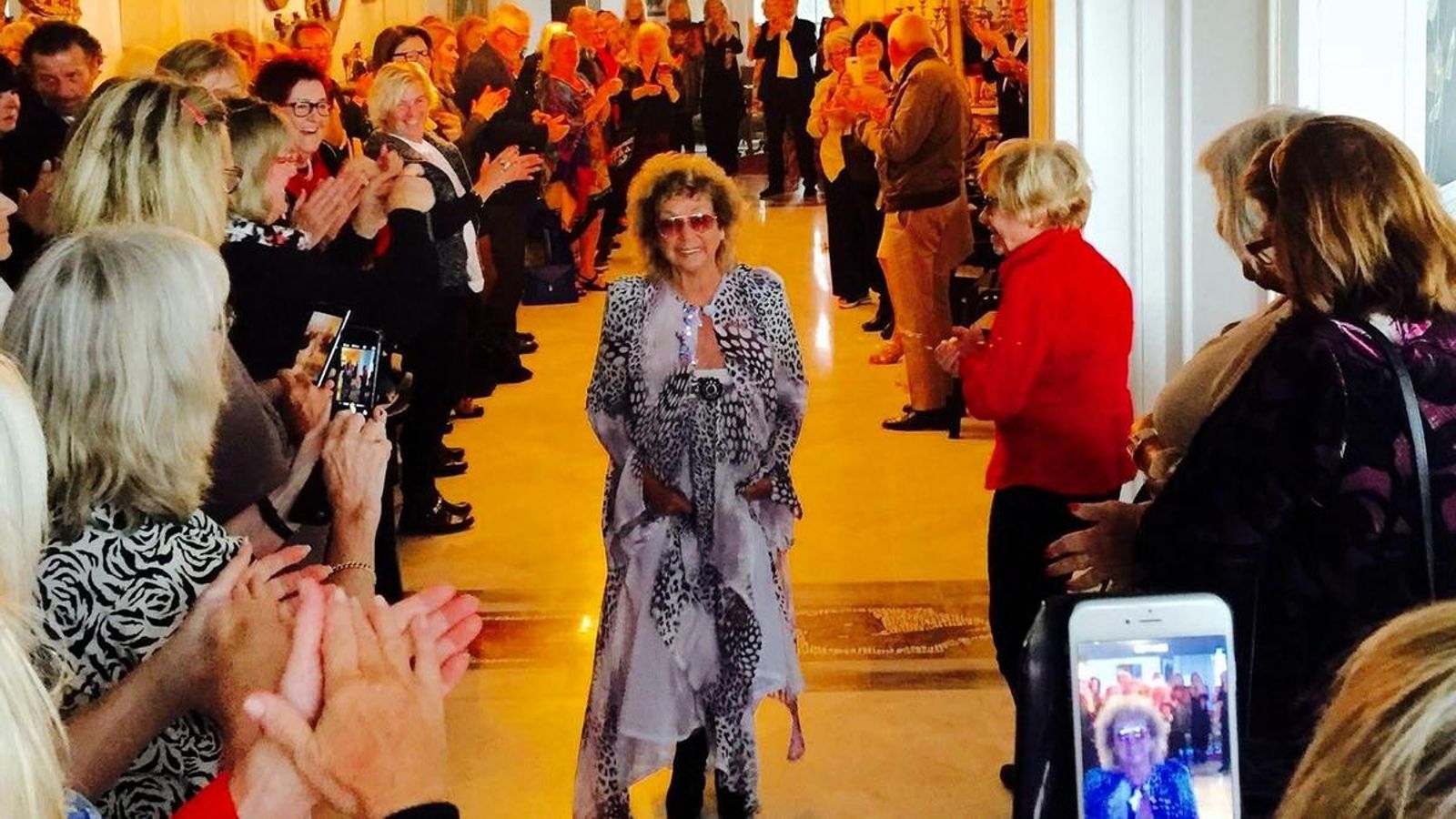 Britten Emme en el desfile la Gran Final.