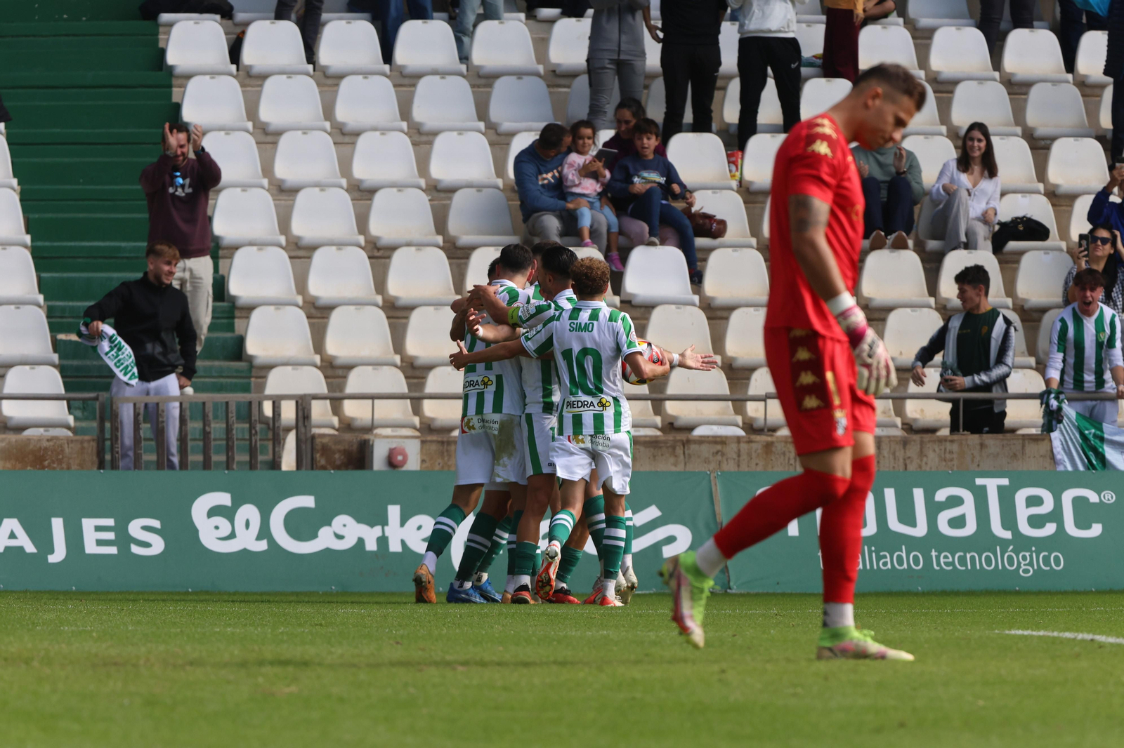 Córdoba CF - Ceuta: Las mejores fotos del partido en El Arcángel