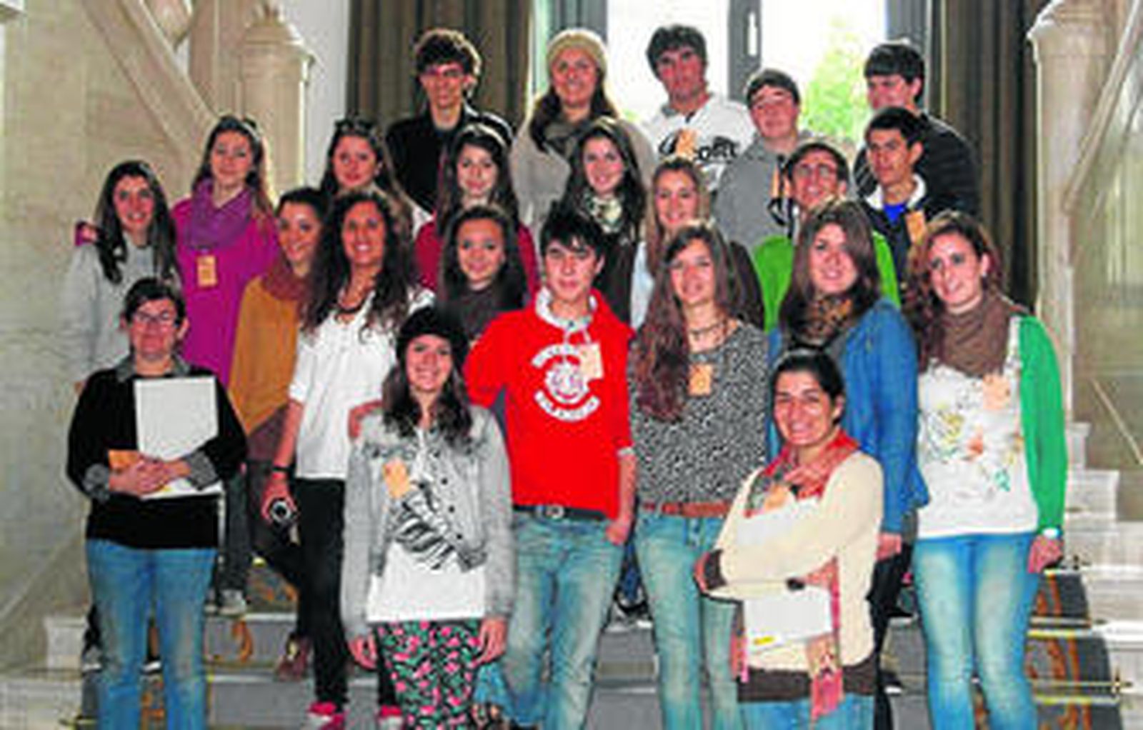 Los alumnos, durante su visita a la Embajada de España en Berlín.
