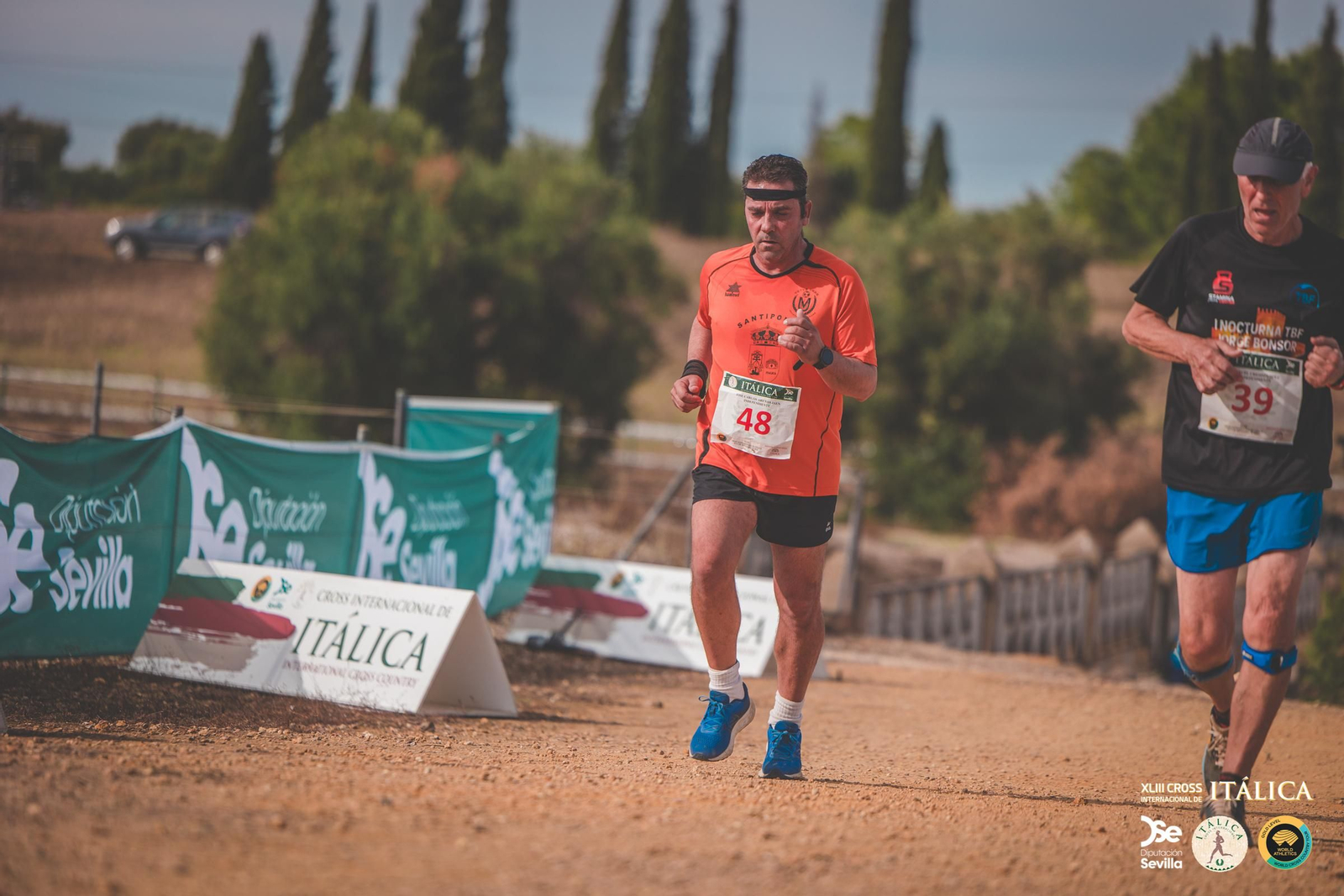 Búscate en las fotos del Cross de Itálica 2025 | 2