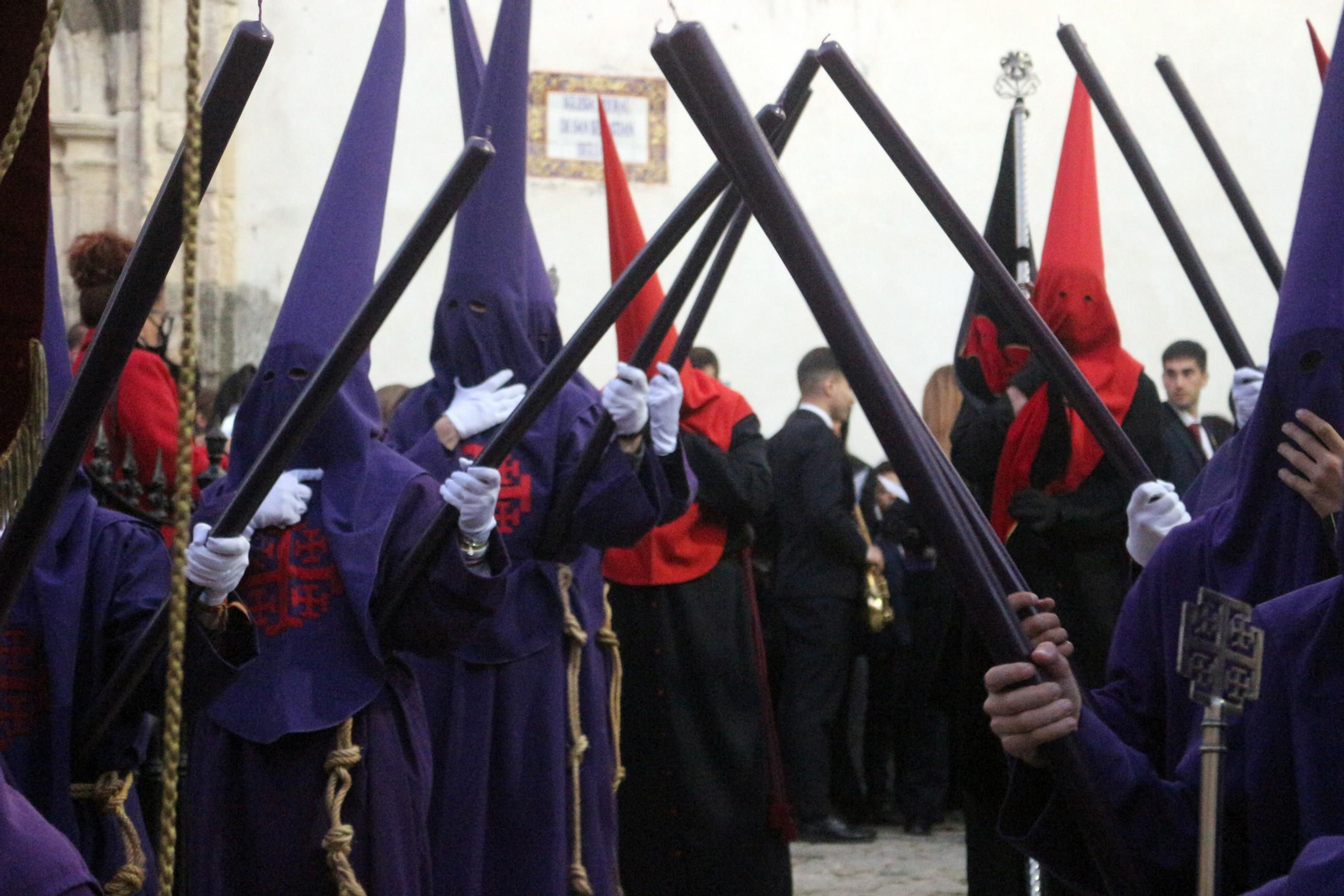 Las imágenes del Jueves Santo en Puerto Real: Nazareno