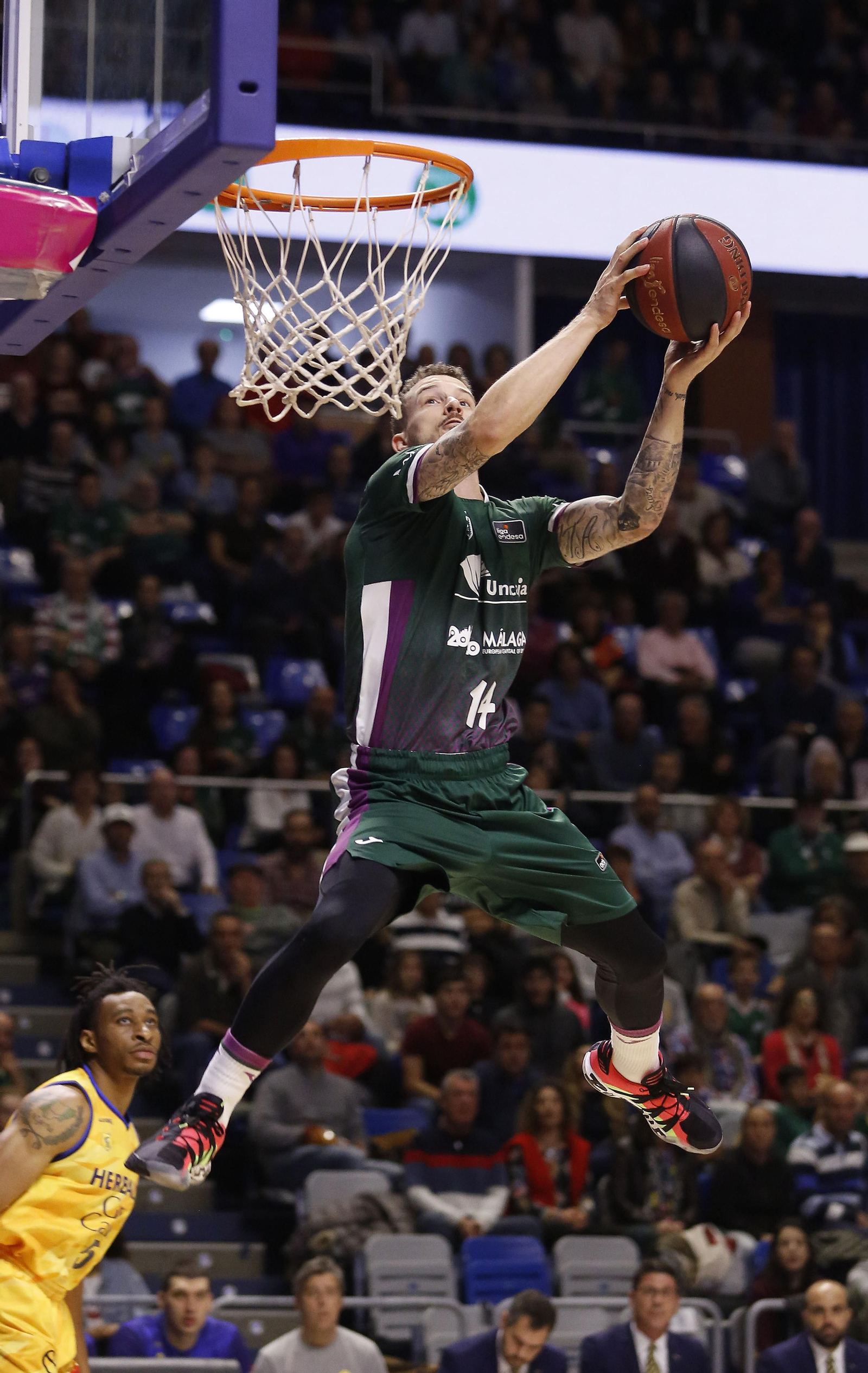 Los fotones de la agónica victoria del Unicaja ante el Gran Canaria