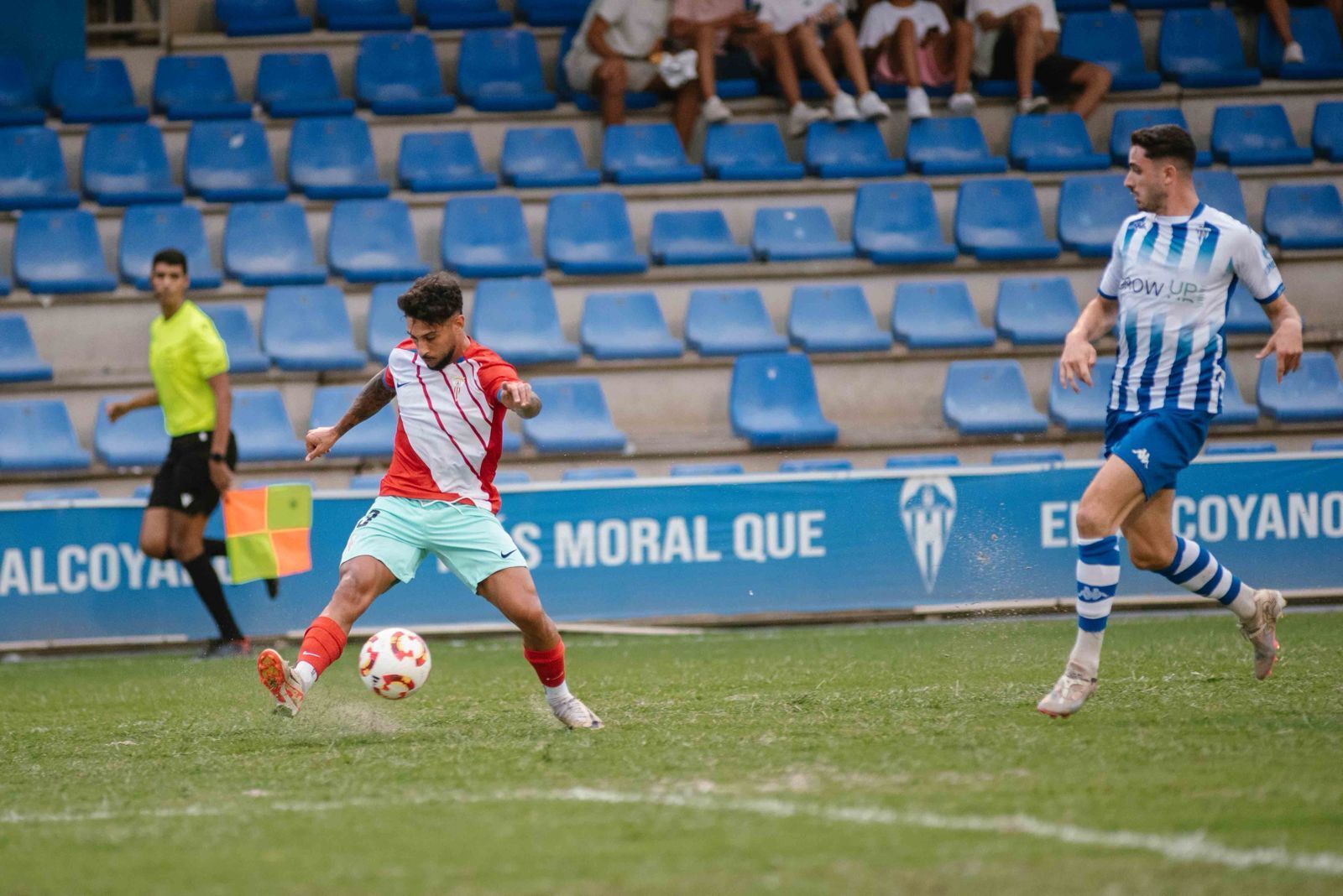 Las fotos del CD Alcoyano-Algeciras CF de Primera Federación (1-1)